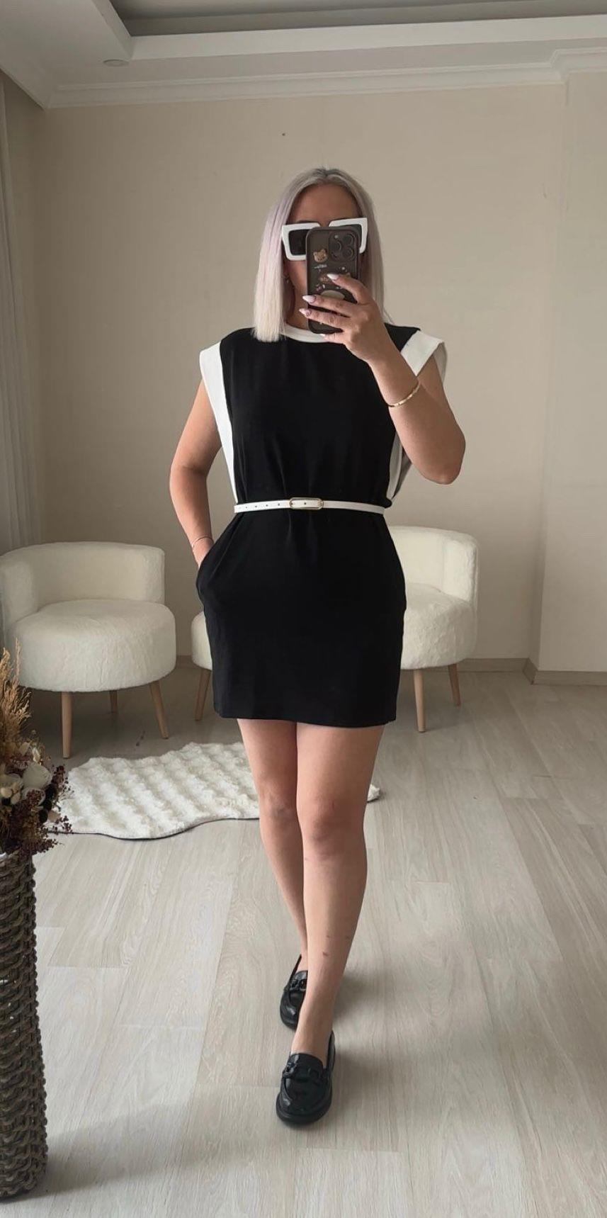 SİYAH BEYAZ DETAYLI MİNİ ELBİSE