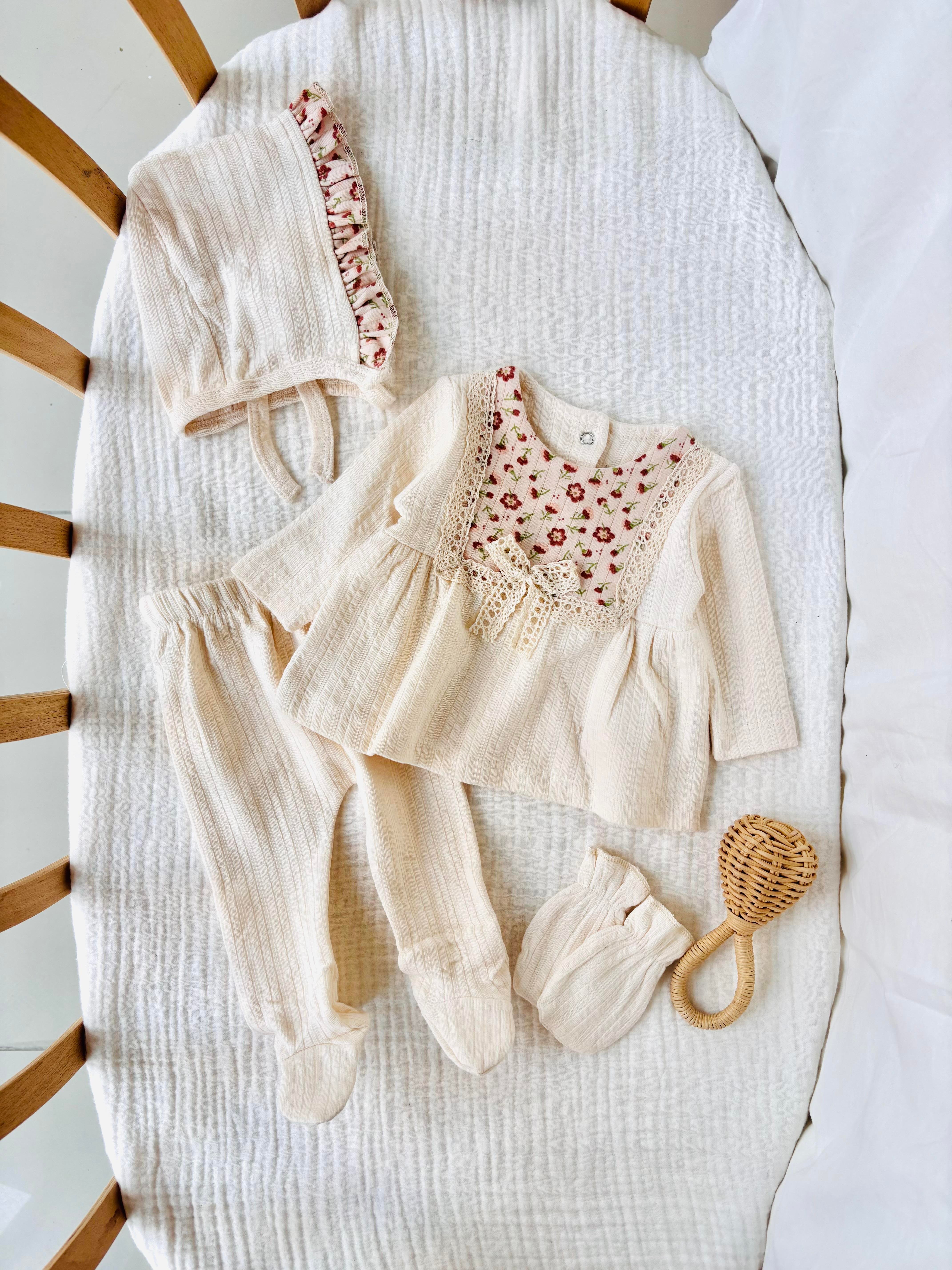 Ava Çiçekli Yenidoğan Takım - Krem