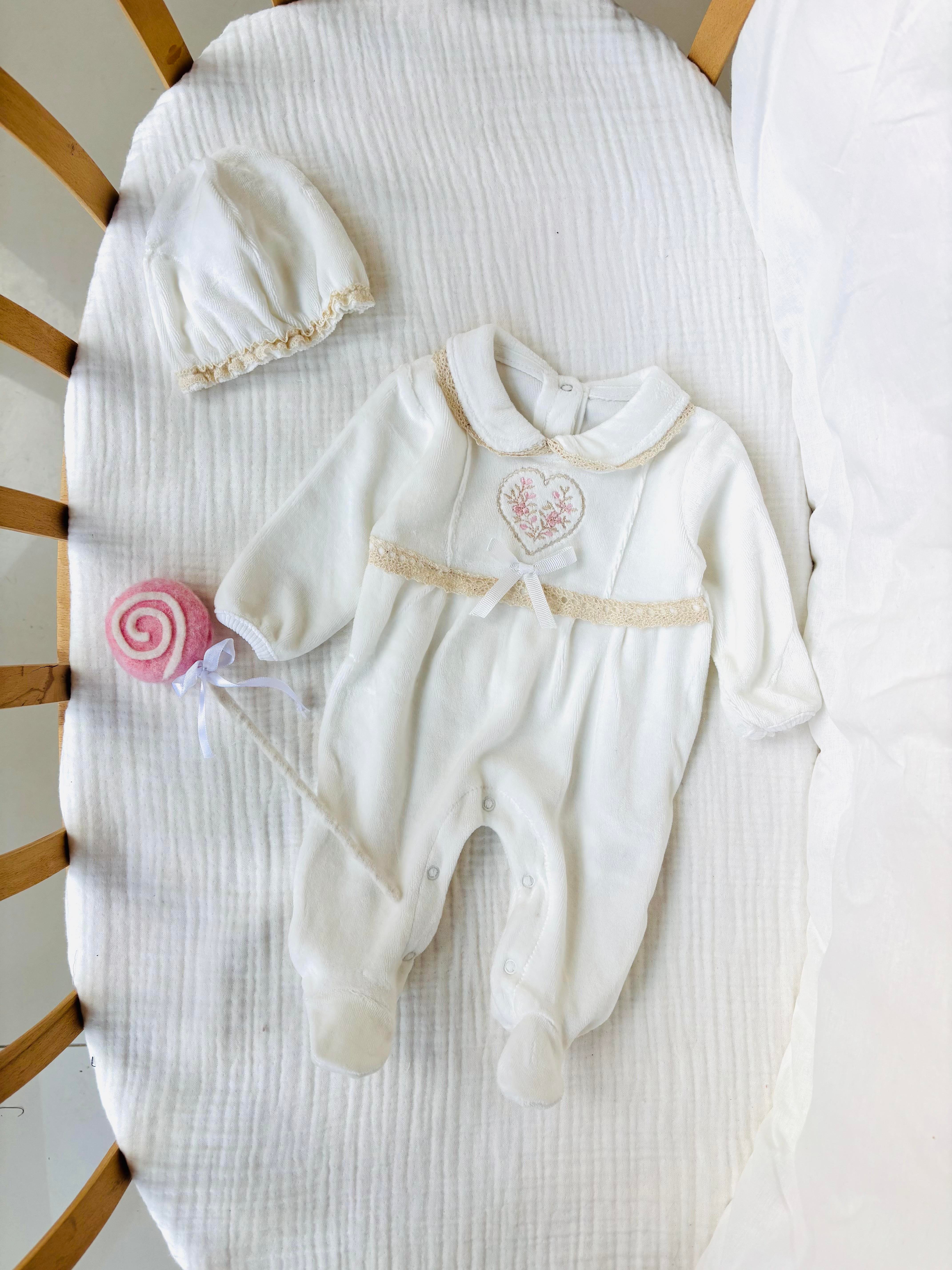 Elf Kadife Kız Bebek Tulum - Beyaz
