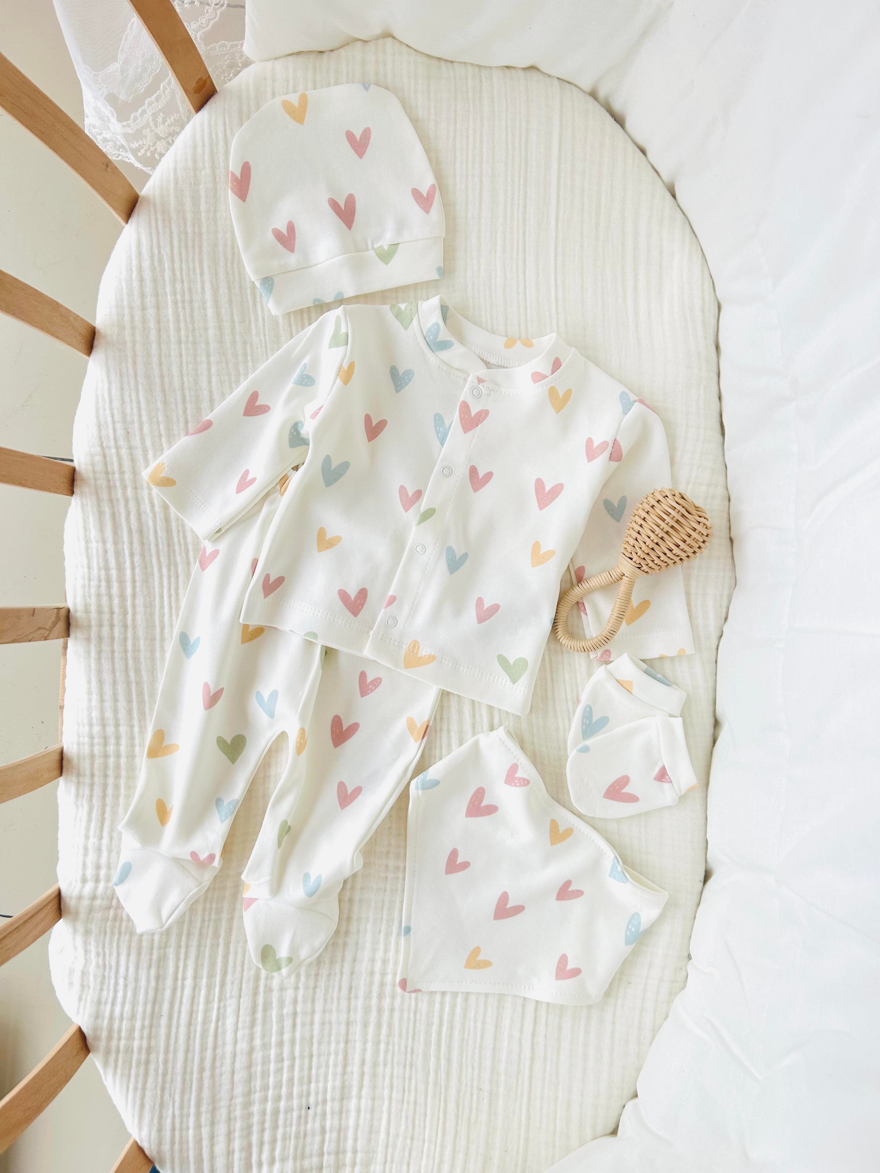 Love Kalp Desenli Yenidoğan Takım