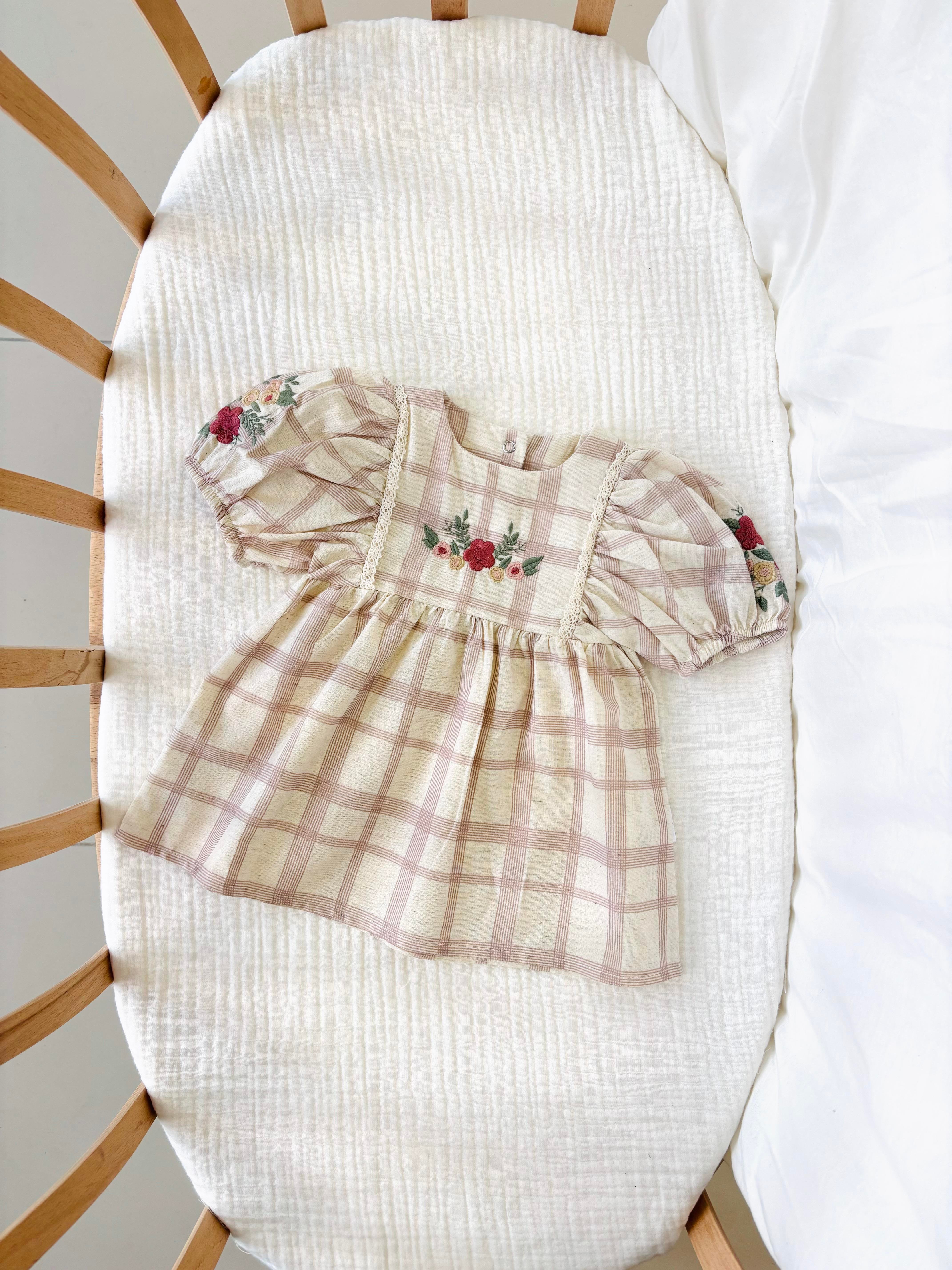 Maria Nakışlı Elbise - Pembe