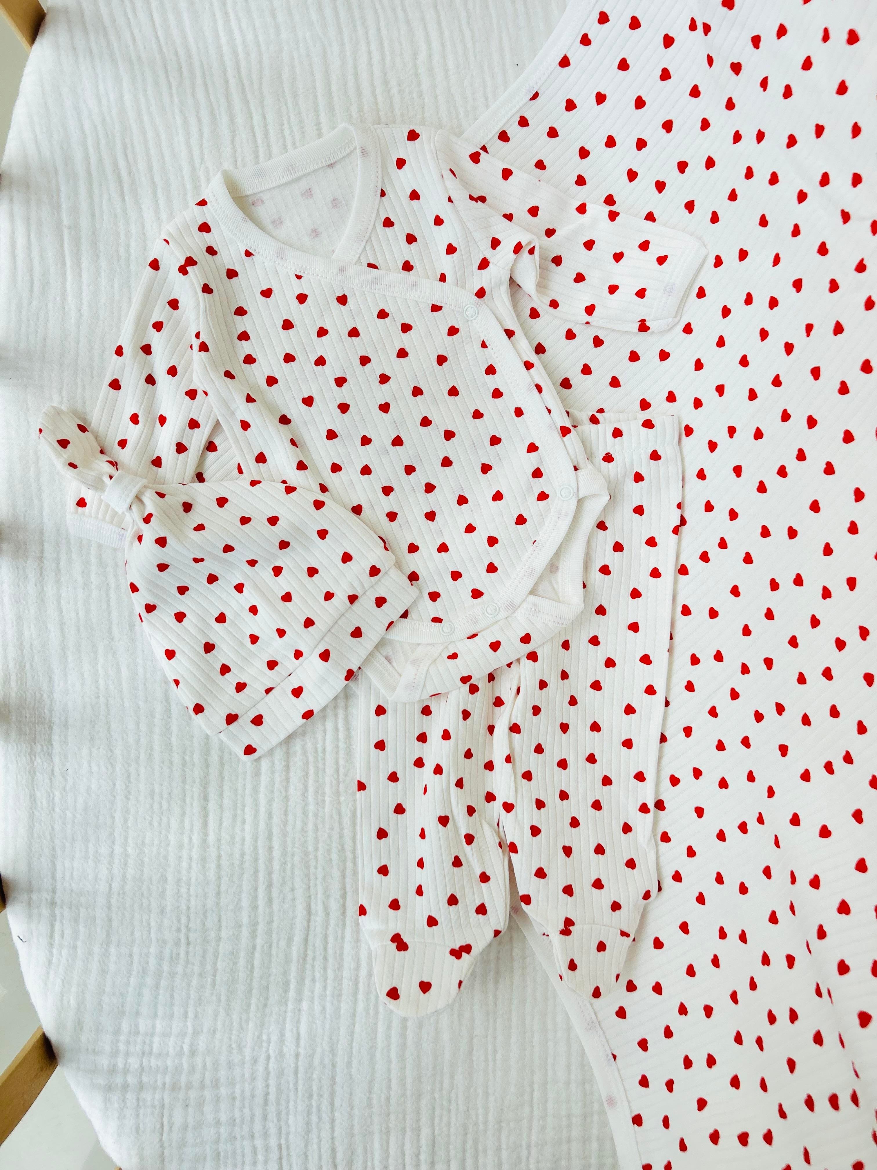 Mini Kalp Desenli Battaniyeli Set