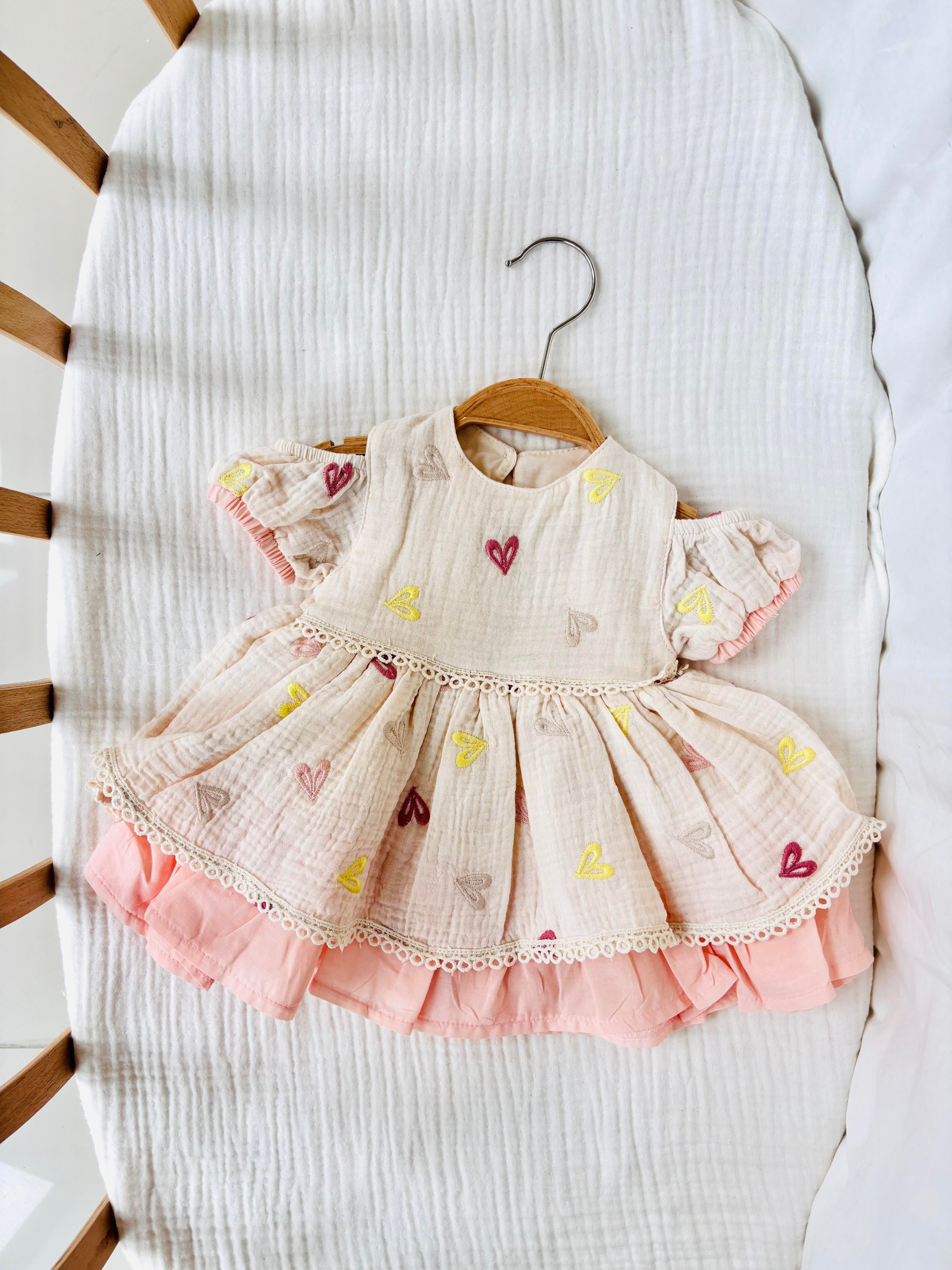 Sally Müslin Kalp İşlemeli Elbise