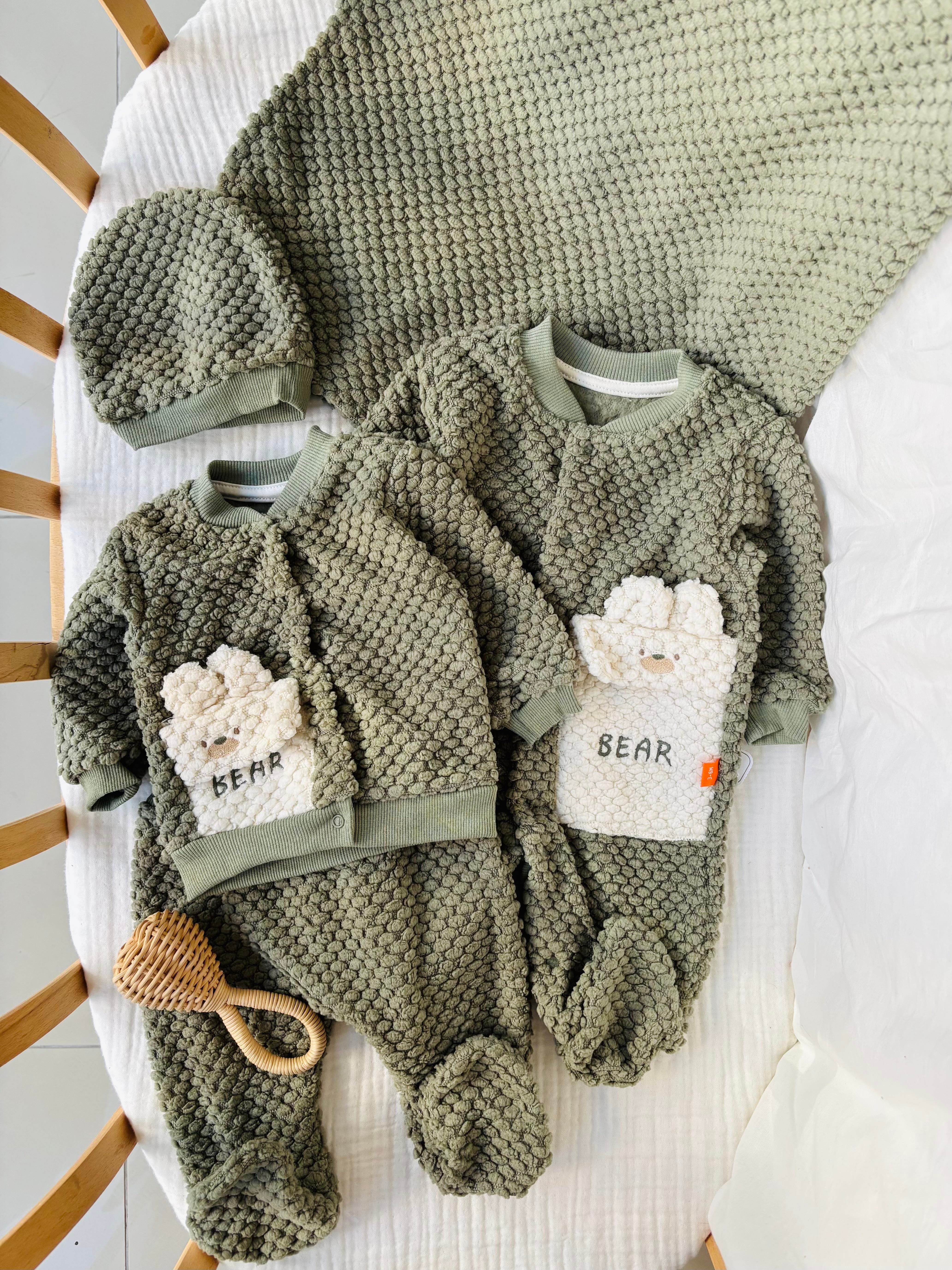 Yumoş Battaniyeli Takım