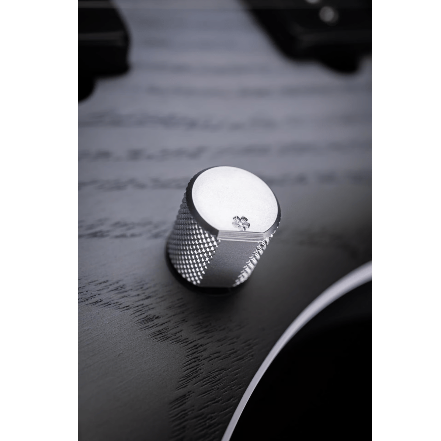 STRANDBERG SÄLEN APS MONOCHROM LIMITED EDITION