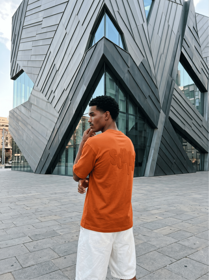 Nakış Detaylı Oversize T-Shirt
