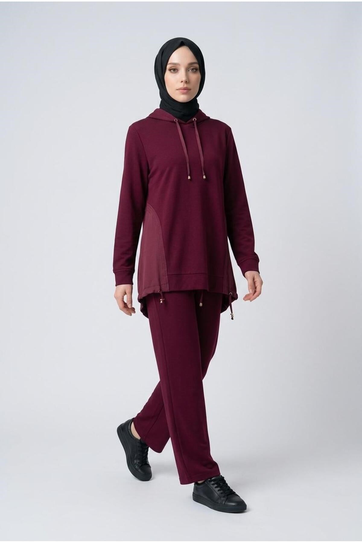TAKIM ALT ÜST PANTOLONLU 26YTKM9505