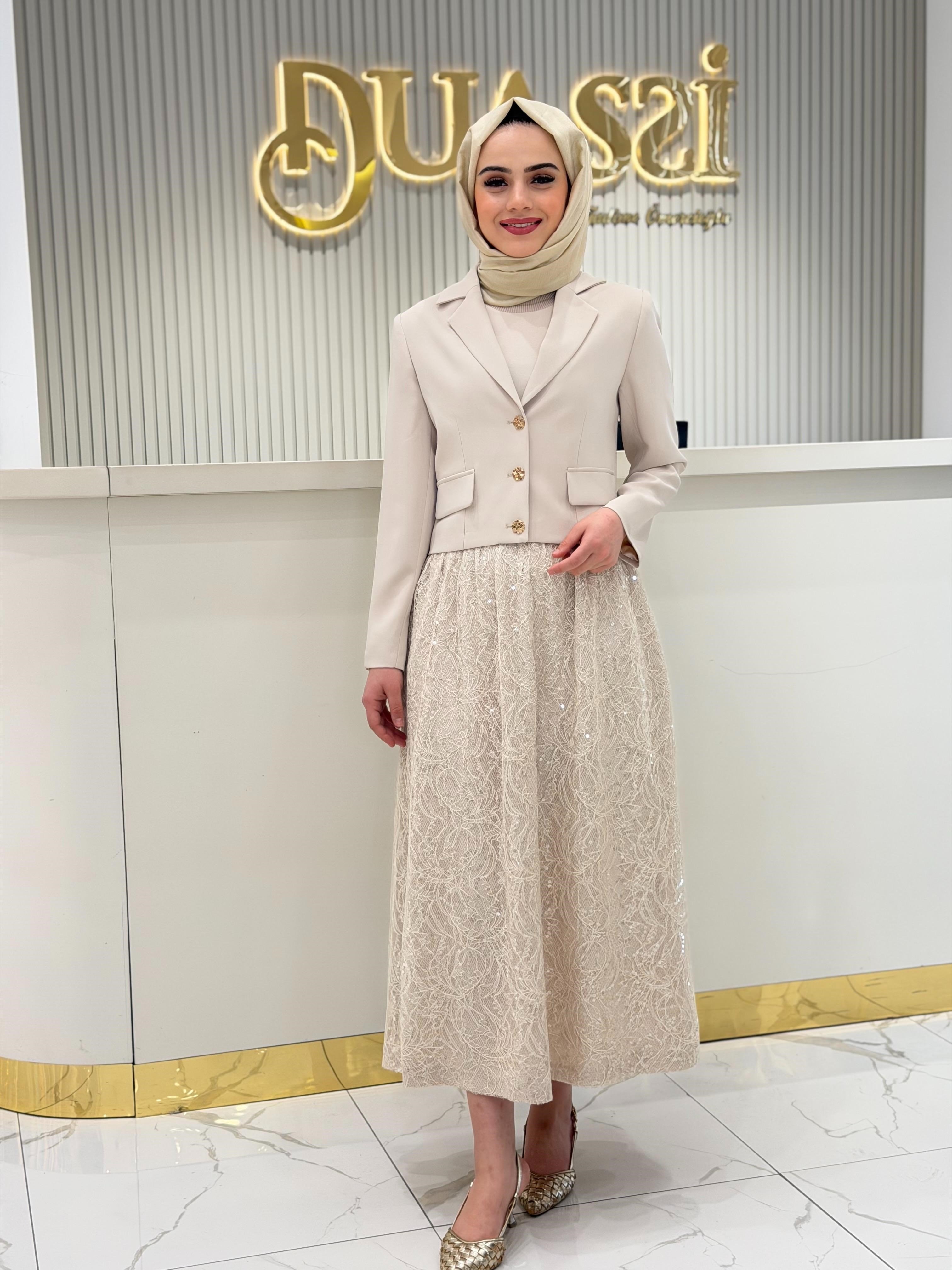 Demet İpek 66111 Kap