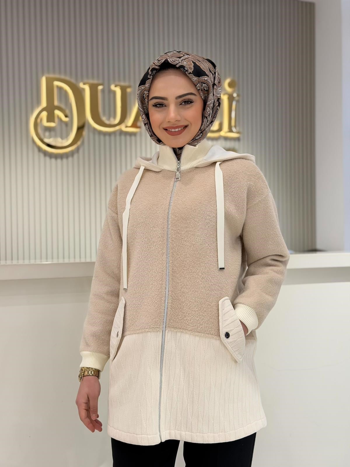 Kbn.6013.01 Kürk Desenli Kadife Doku Kombinli Kaban