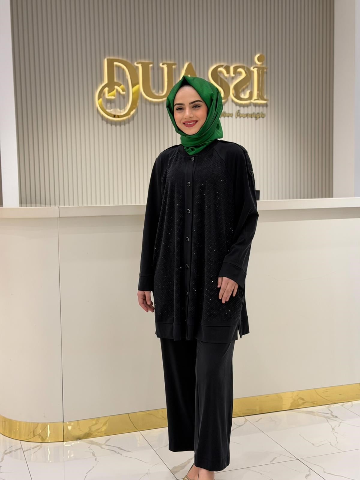 Müsemma Jade Takım