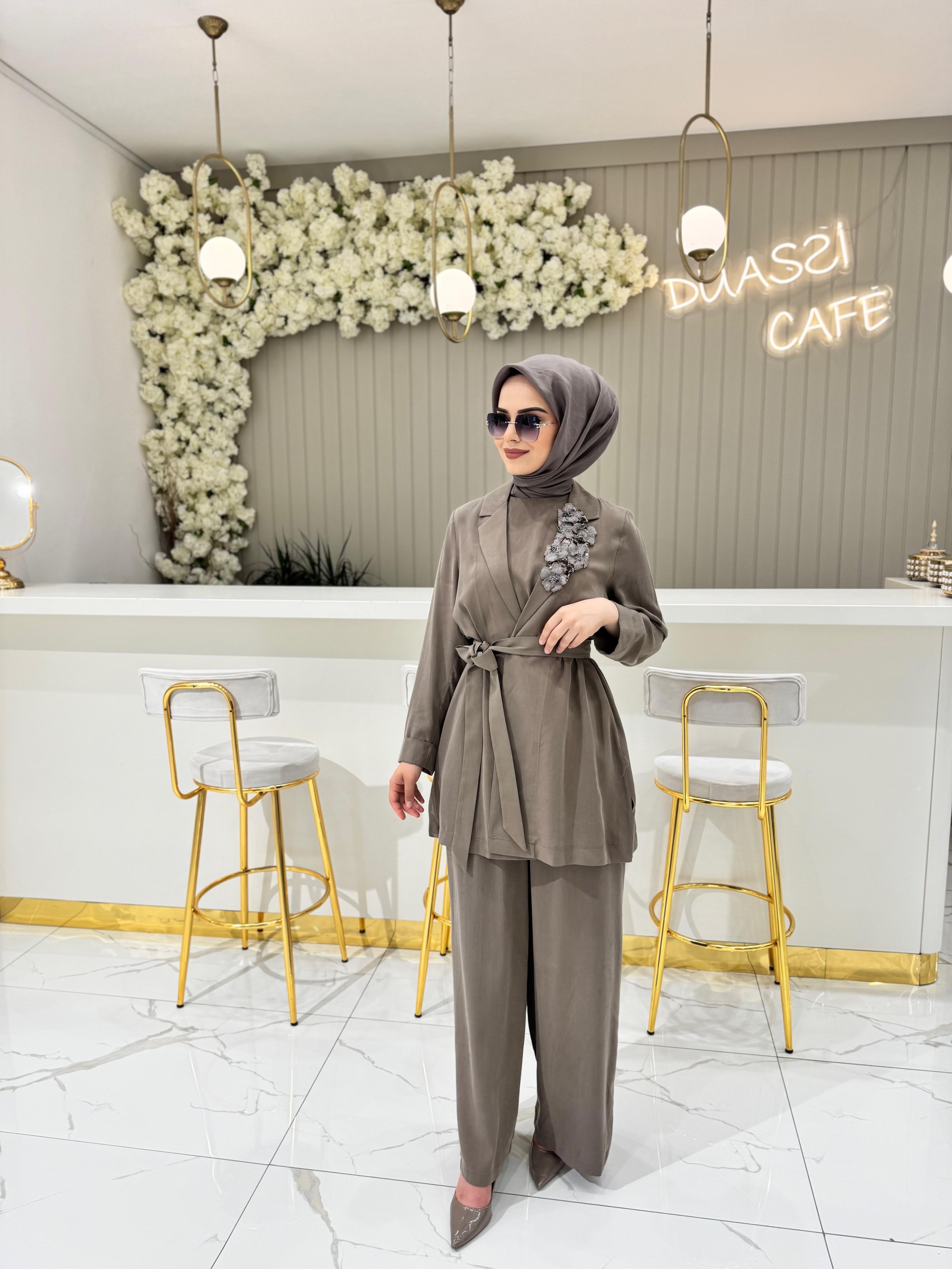 Nurcan Çetin 25600 Takım  - KAHVE