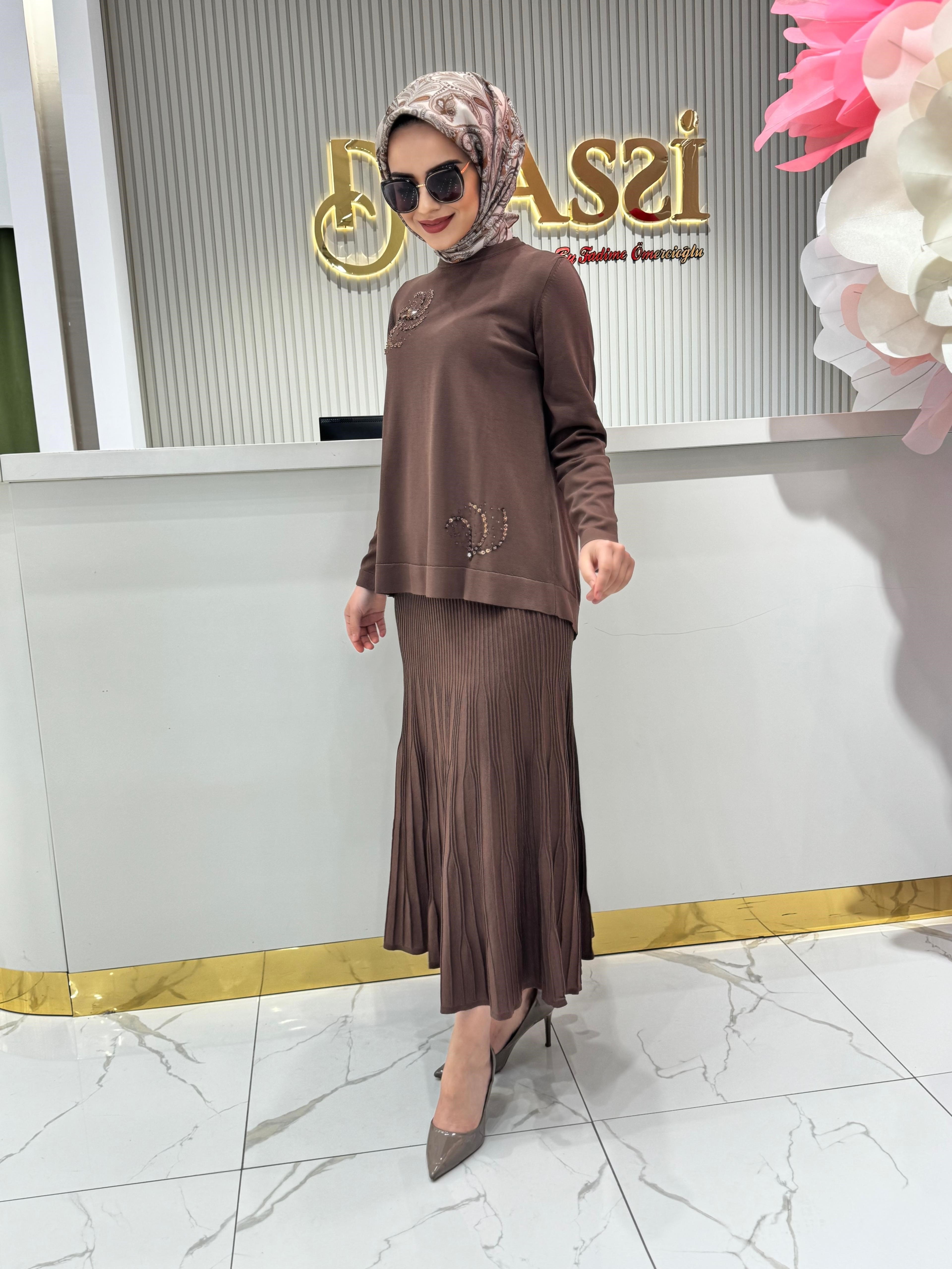 Nuss 1352 Takım  - KAHVE
