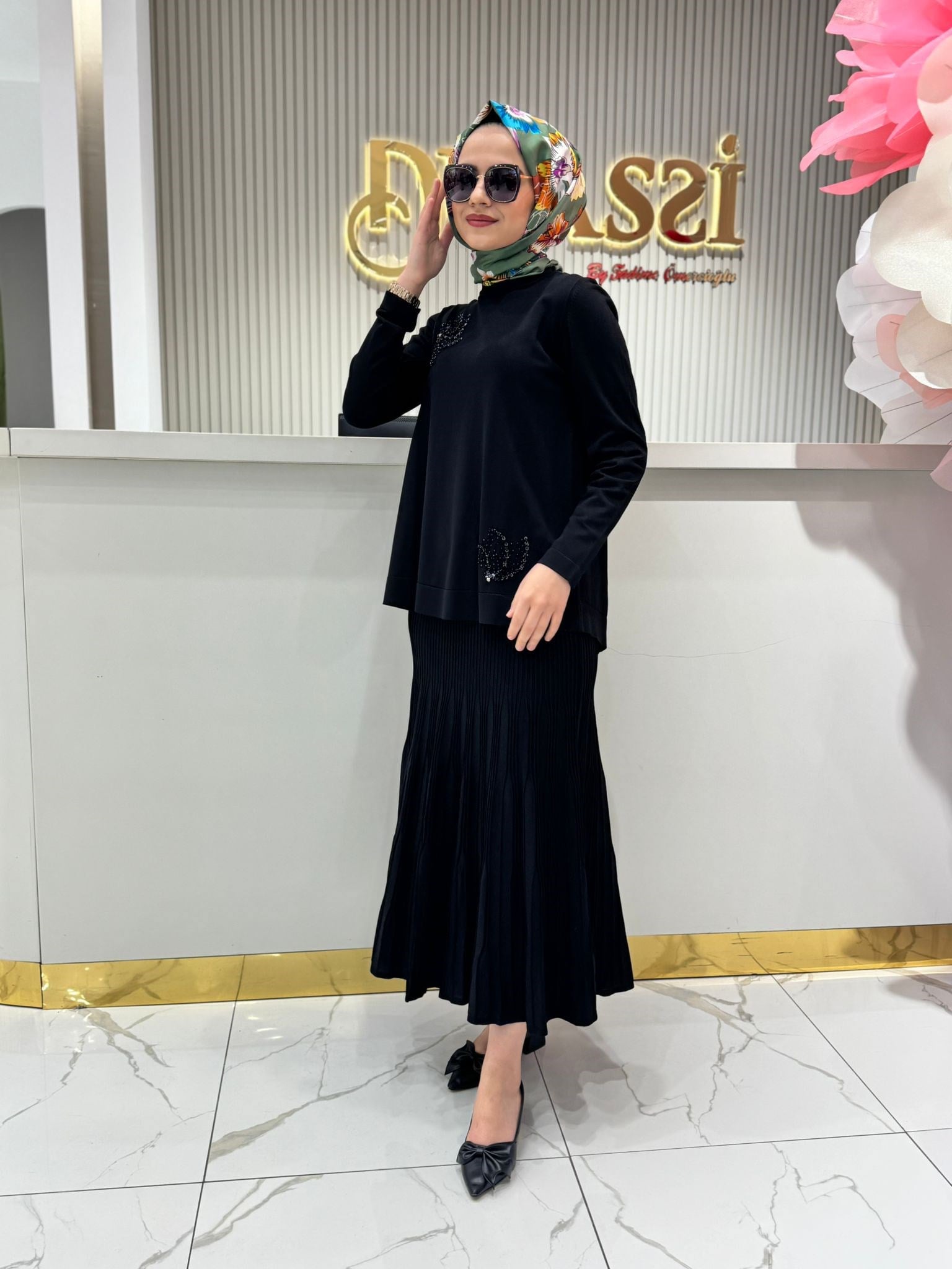Nuss 1352 Takım  - SİYAH