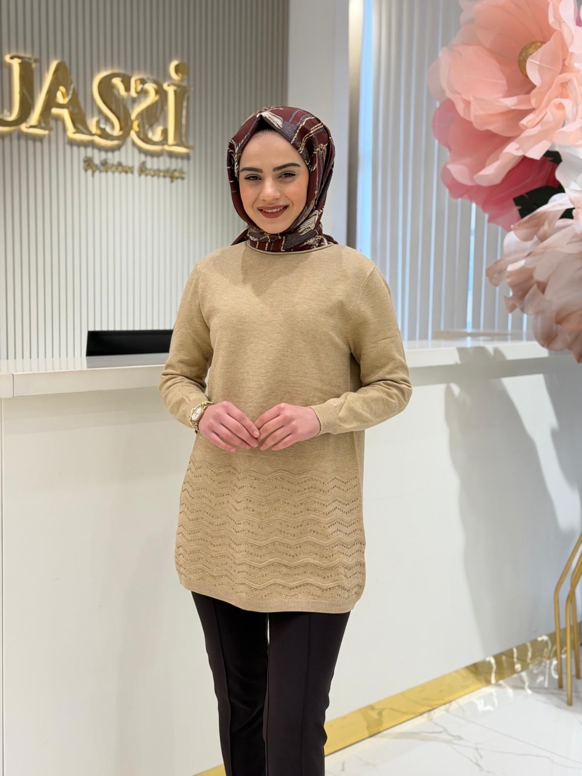 Tnk.21762.1 Etek Ucu Taş Detaylı Triko Tunik