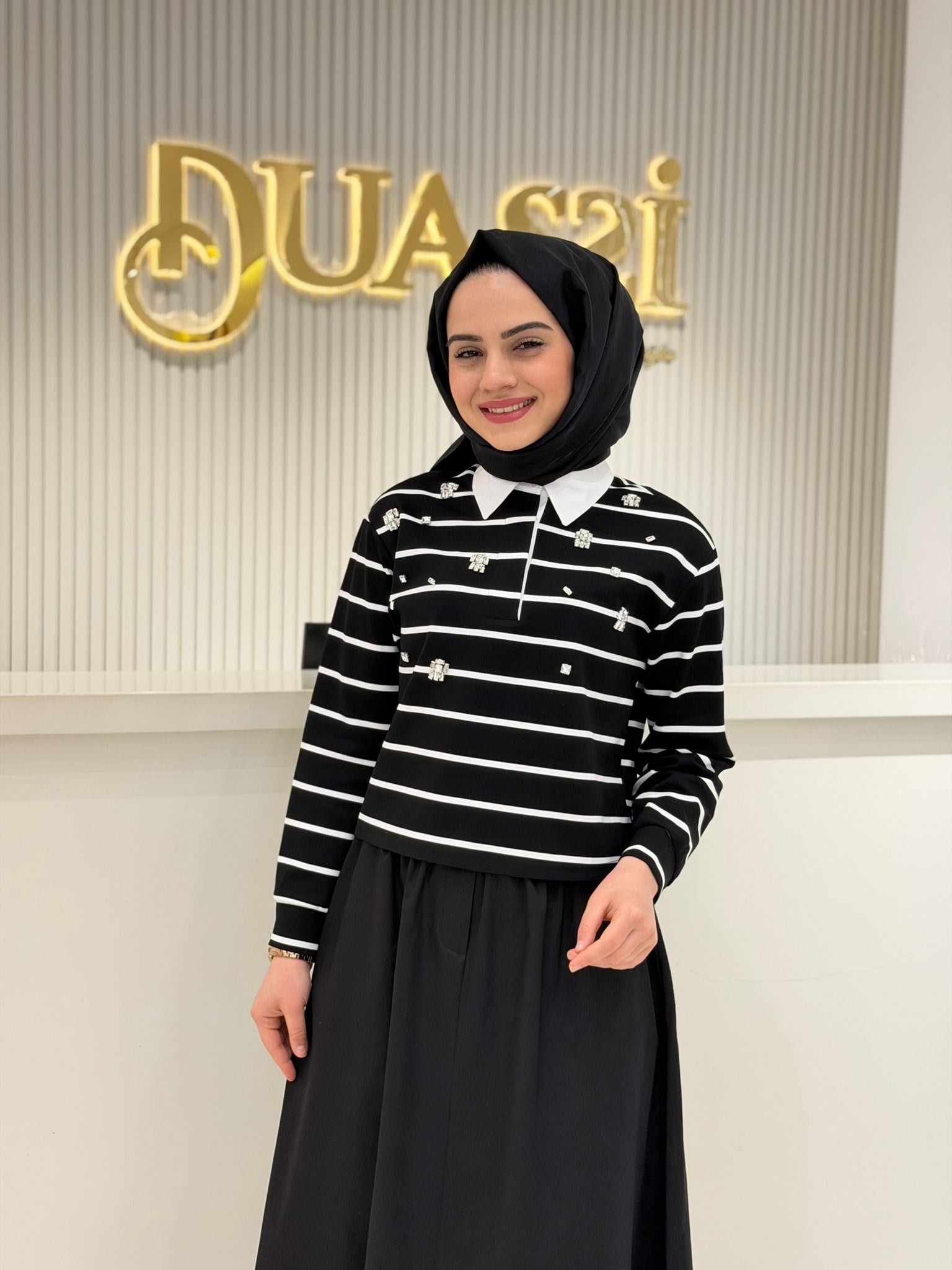 Wennora 1033 Gömlek Yaka Etekli Takım