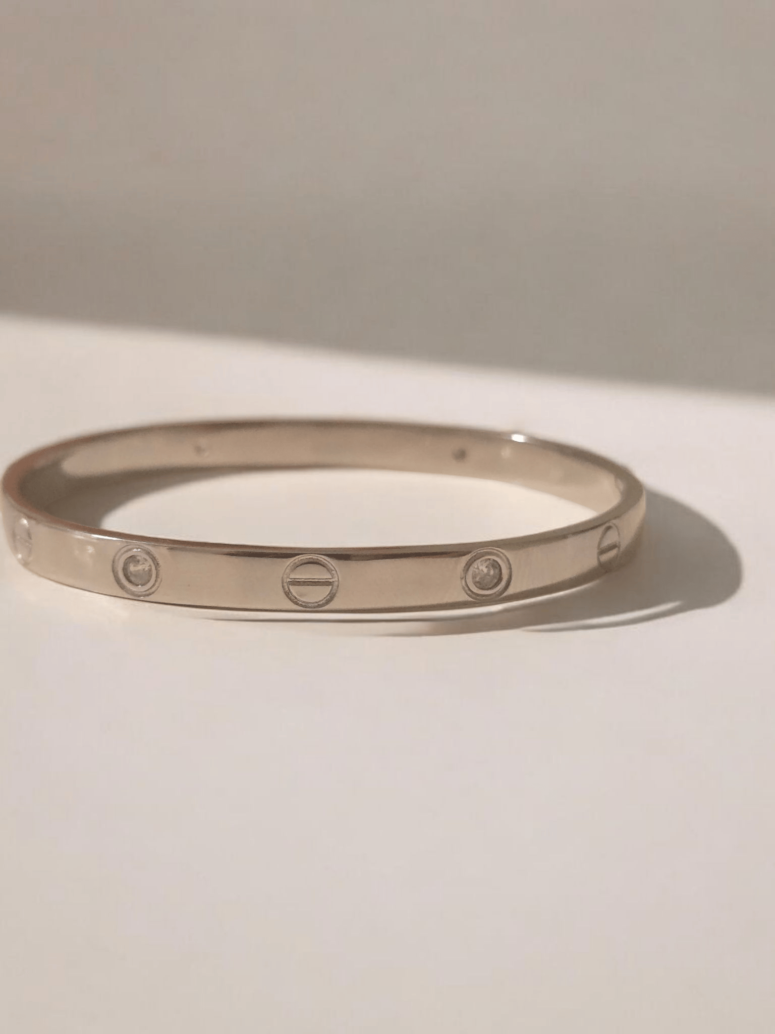 Silver Taşlı İnce Love Kelepçe