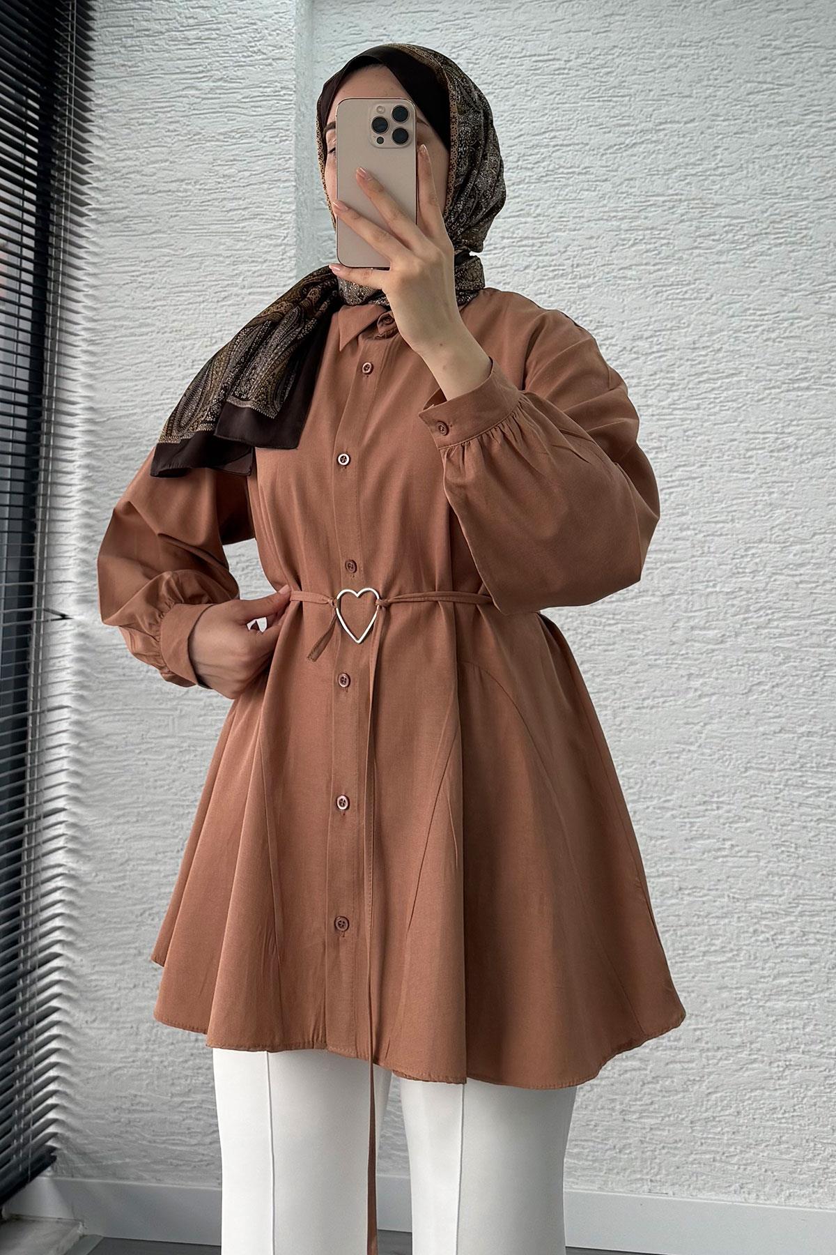 Kalp Kemer Detaylı Poplin Tunik-Camel
