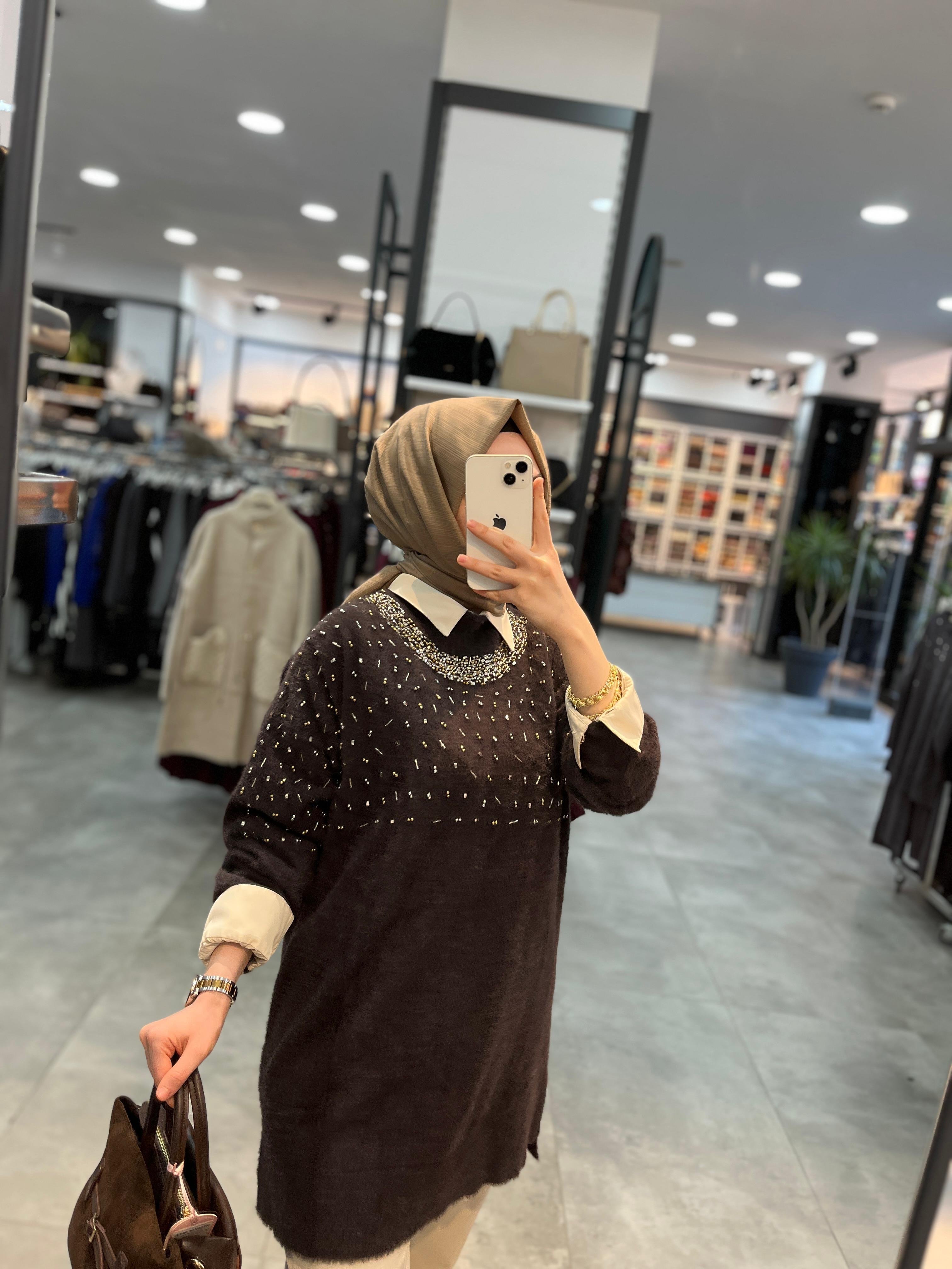 Nuss Triko Yaka Ve Önü Taşlı Angora Tunik - Kahve