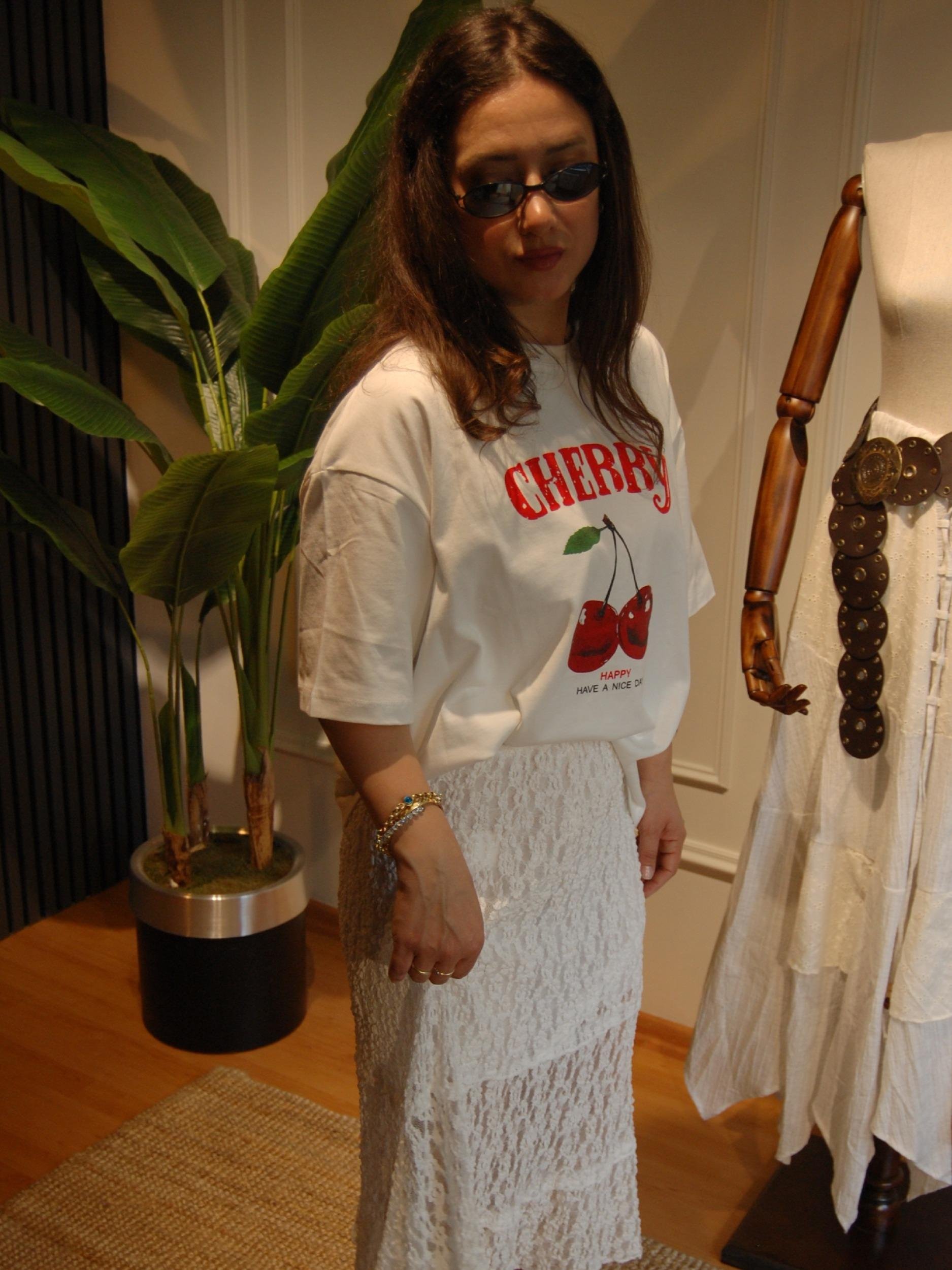 CHERRY T-SHIRT 