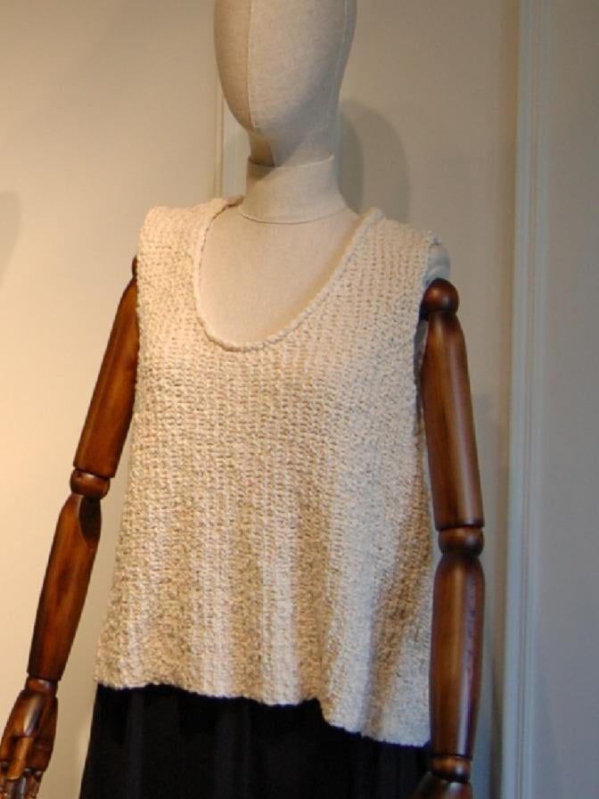 RAHAT KALIP TRİKO CROP BEJ