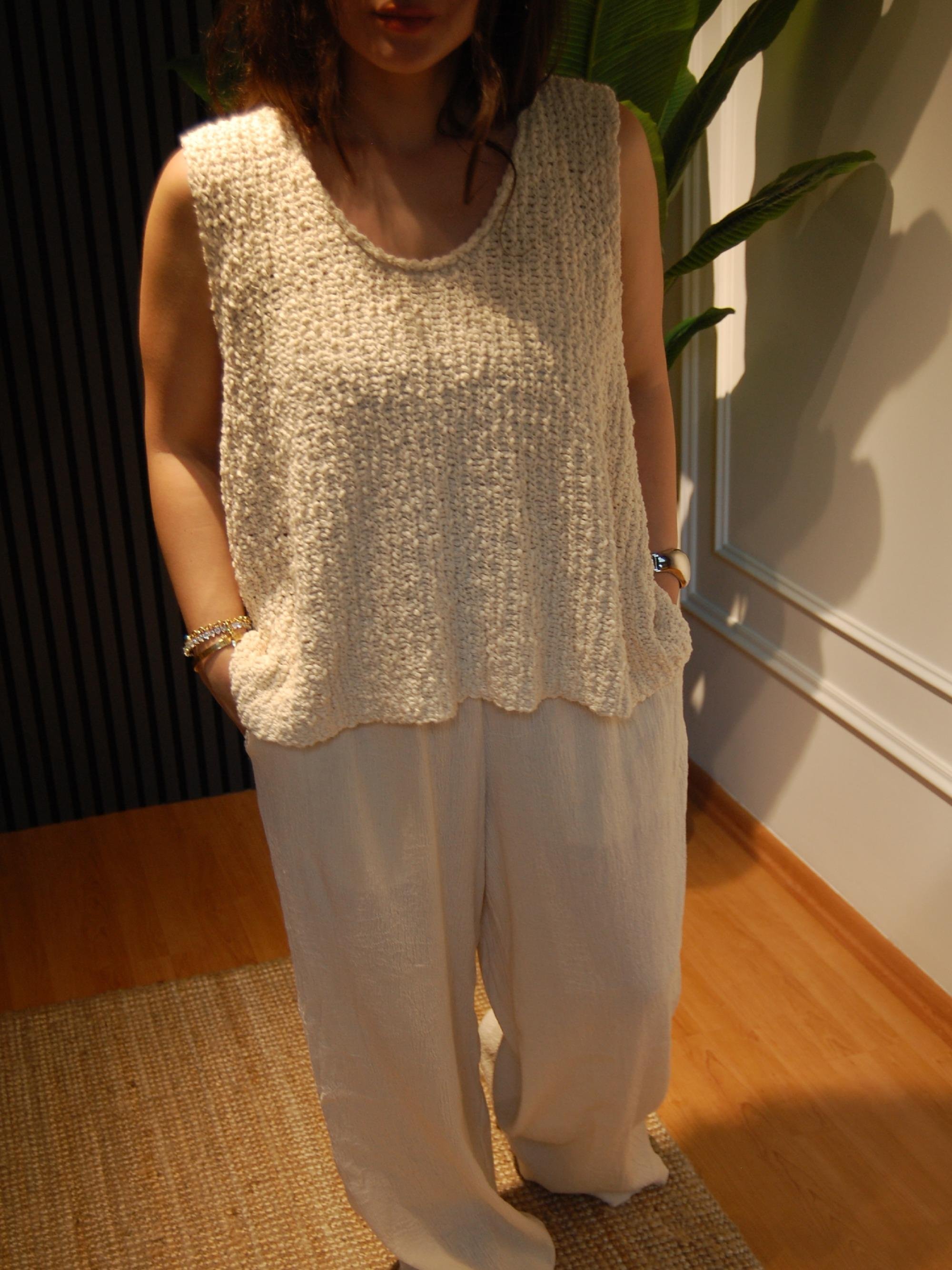 RAHAT KALIP TRİKO CROP BEJ