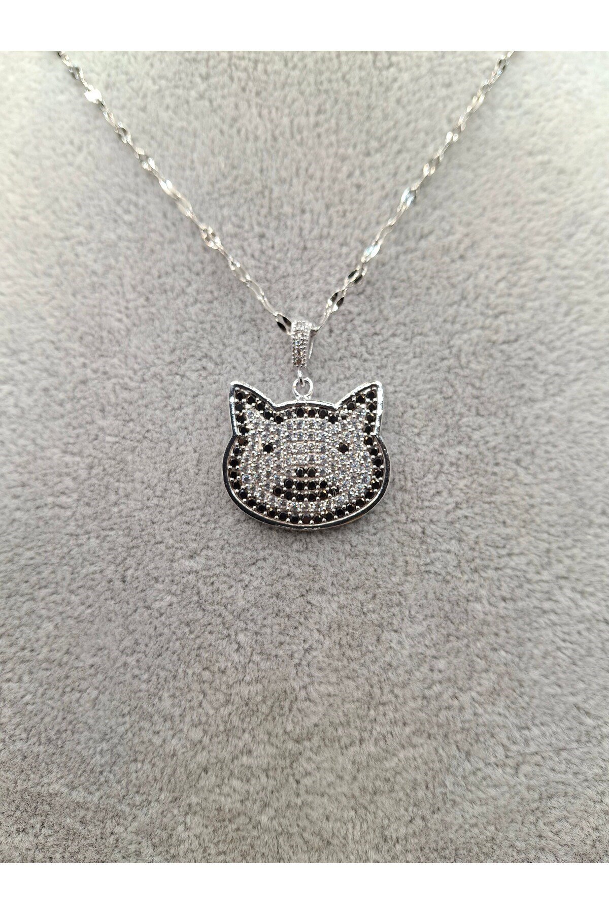Gümüş Renk Taşlı Kedi Model Çelik Kolye