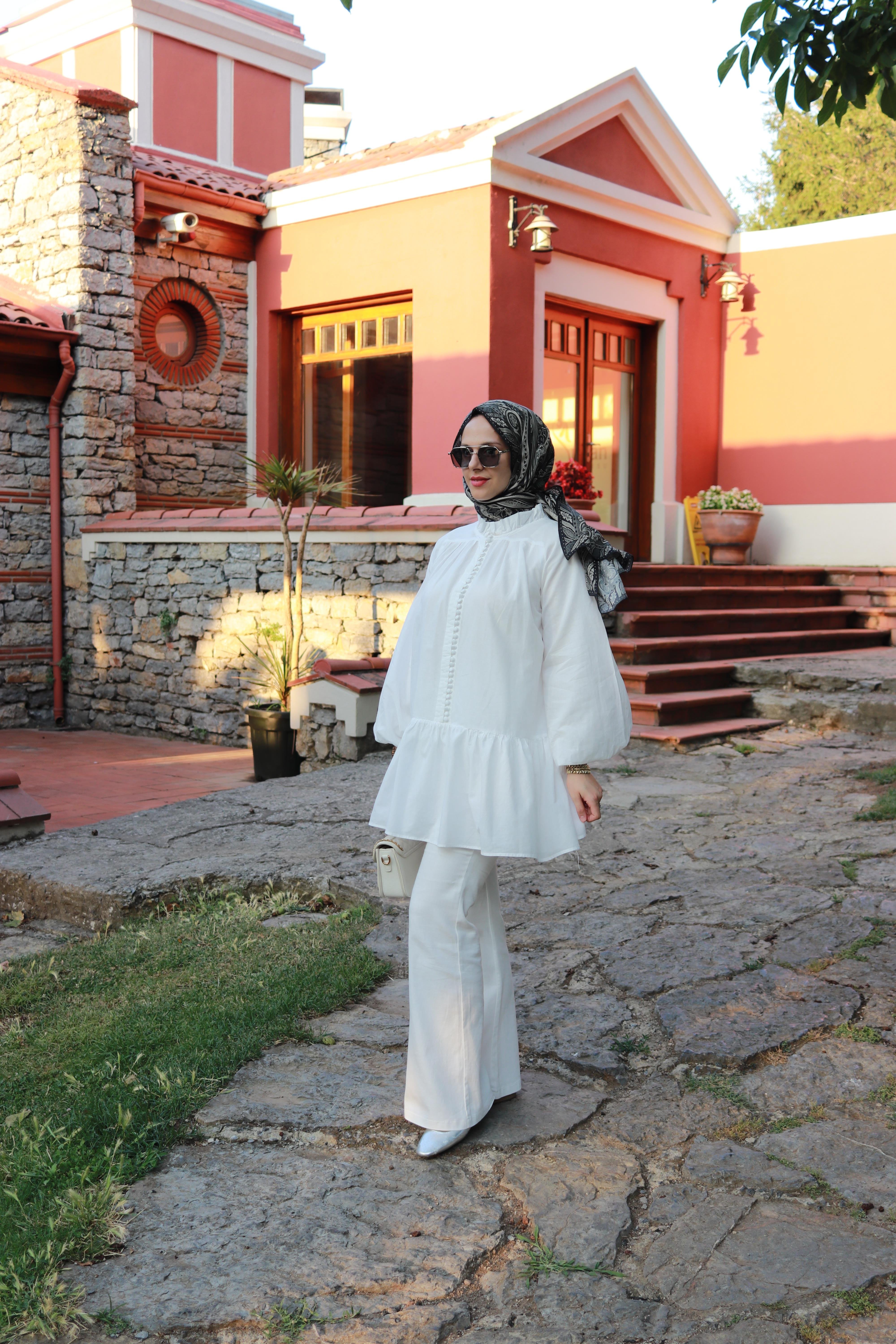 BRİTLİ VUAL GÖMLEK - EKRU (%100 PAMUK)