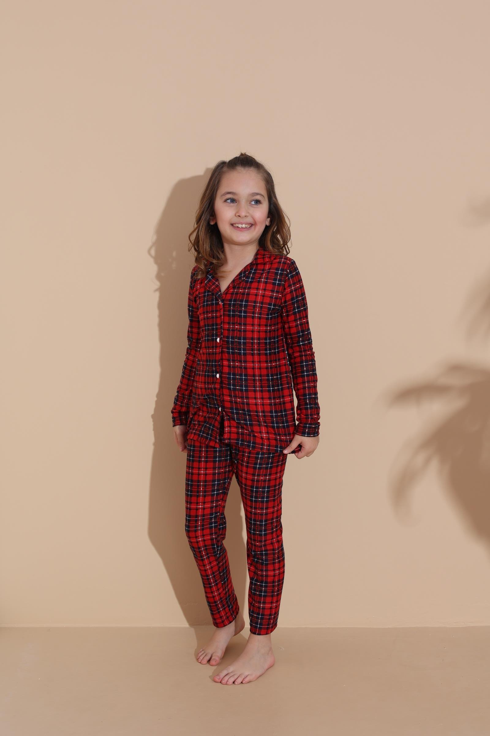 Kırmızı Ekose Desenli Düğmeli Kız Çocuk Pijama Takımı