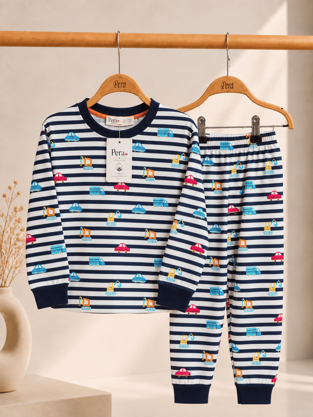 Araba Desenli Mevsimlik Pijama Takımı (Geniş Kalıp)