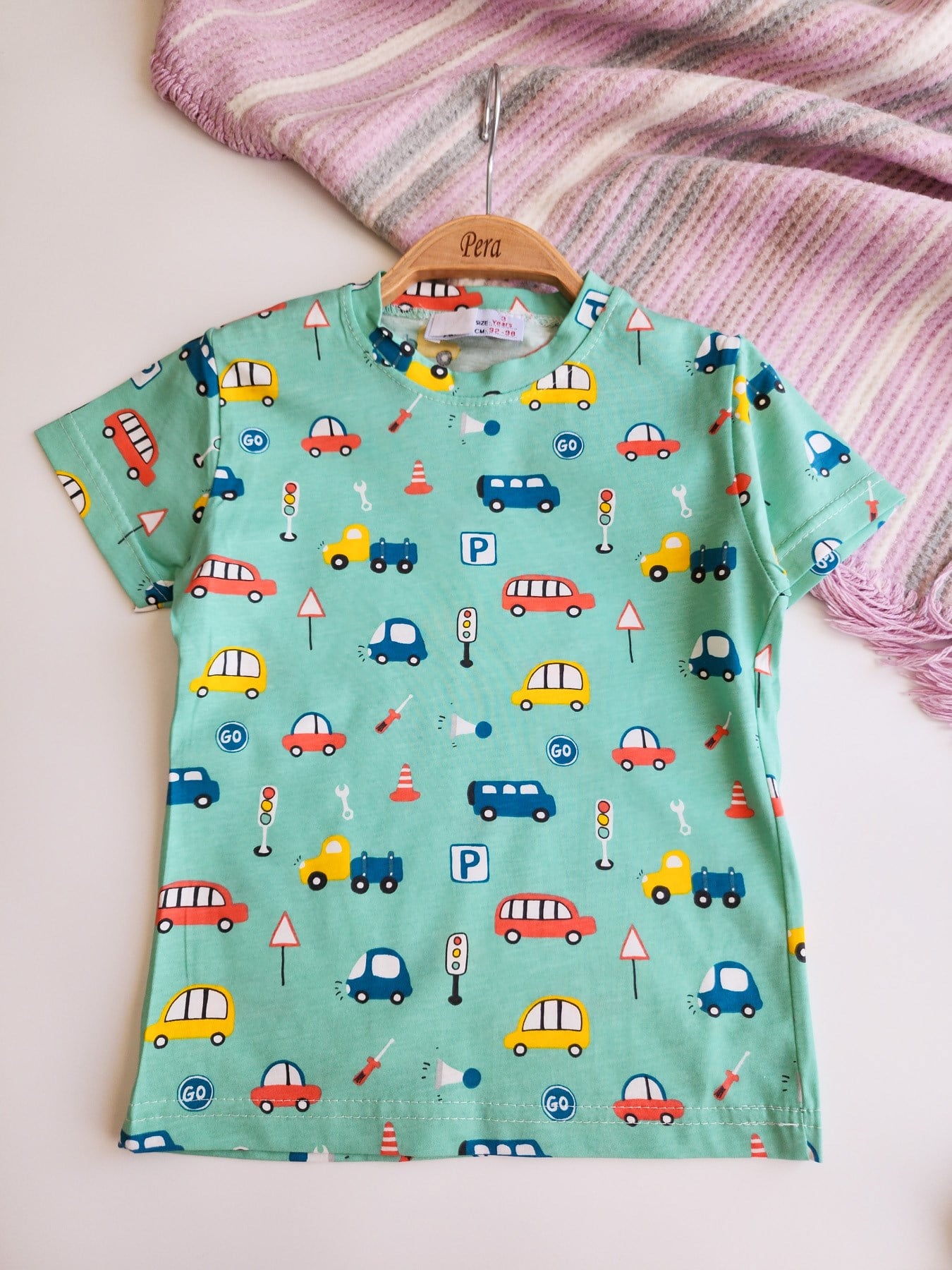 Araba Desenli Şortlu Pijama Takımı