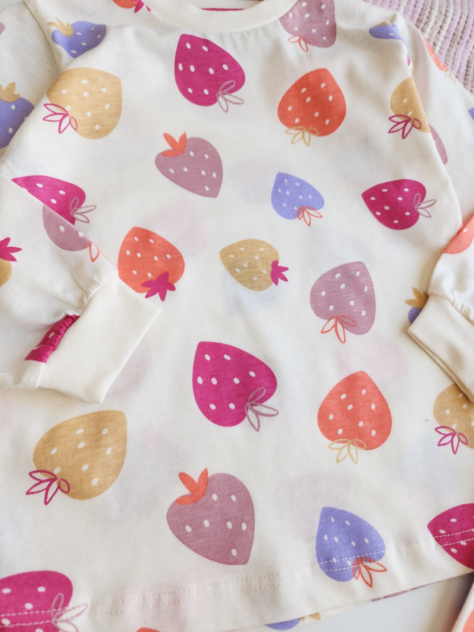 Çilek Mevsimlik Pijama Takımı