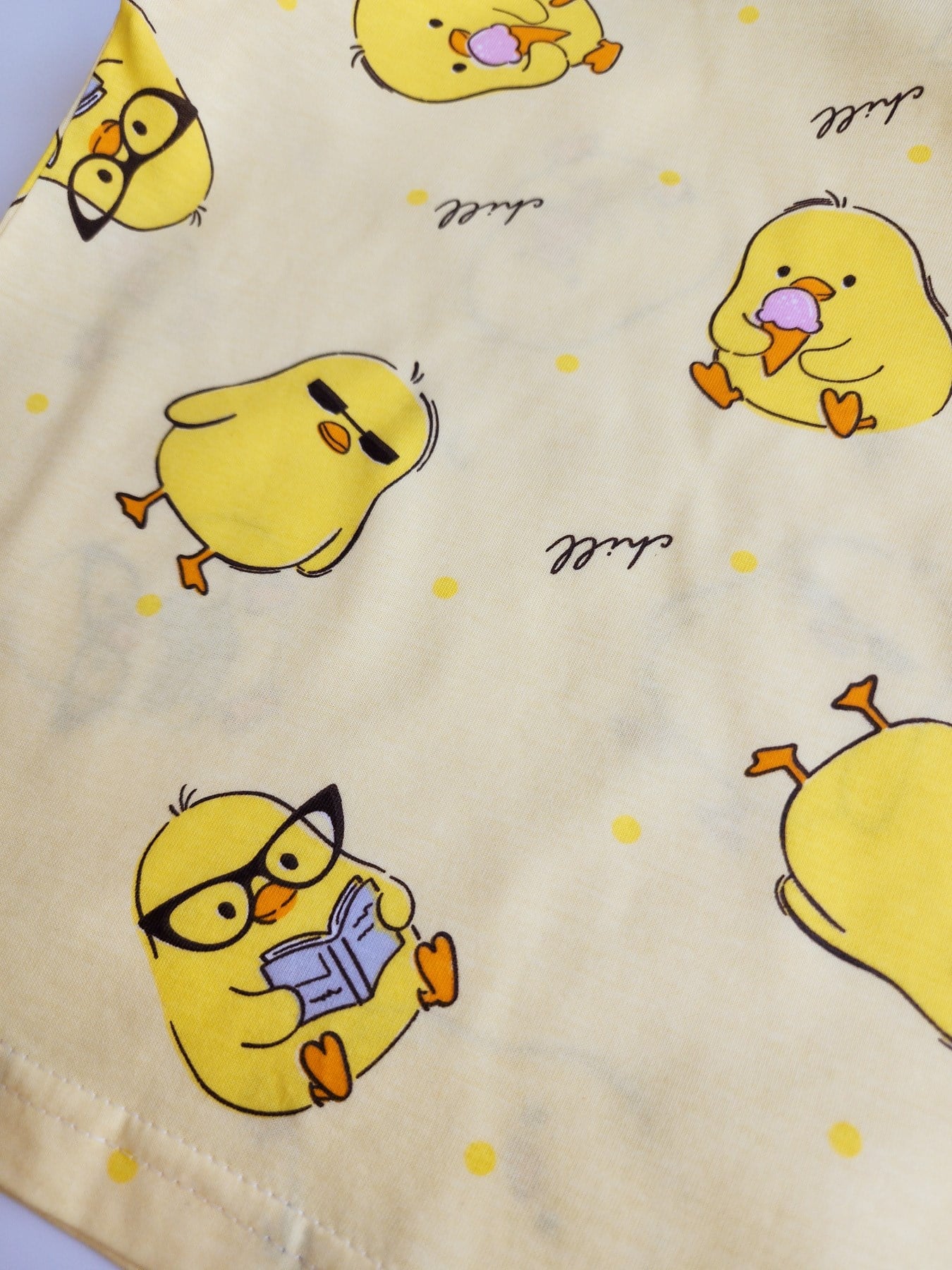 Civciv Desenli Şortlu Pijama Takımı