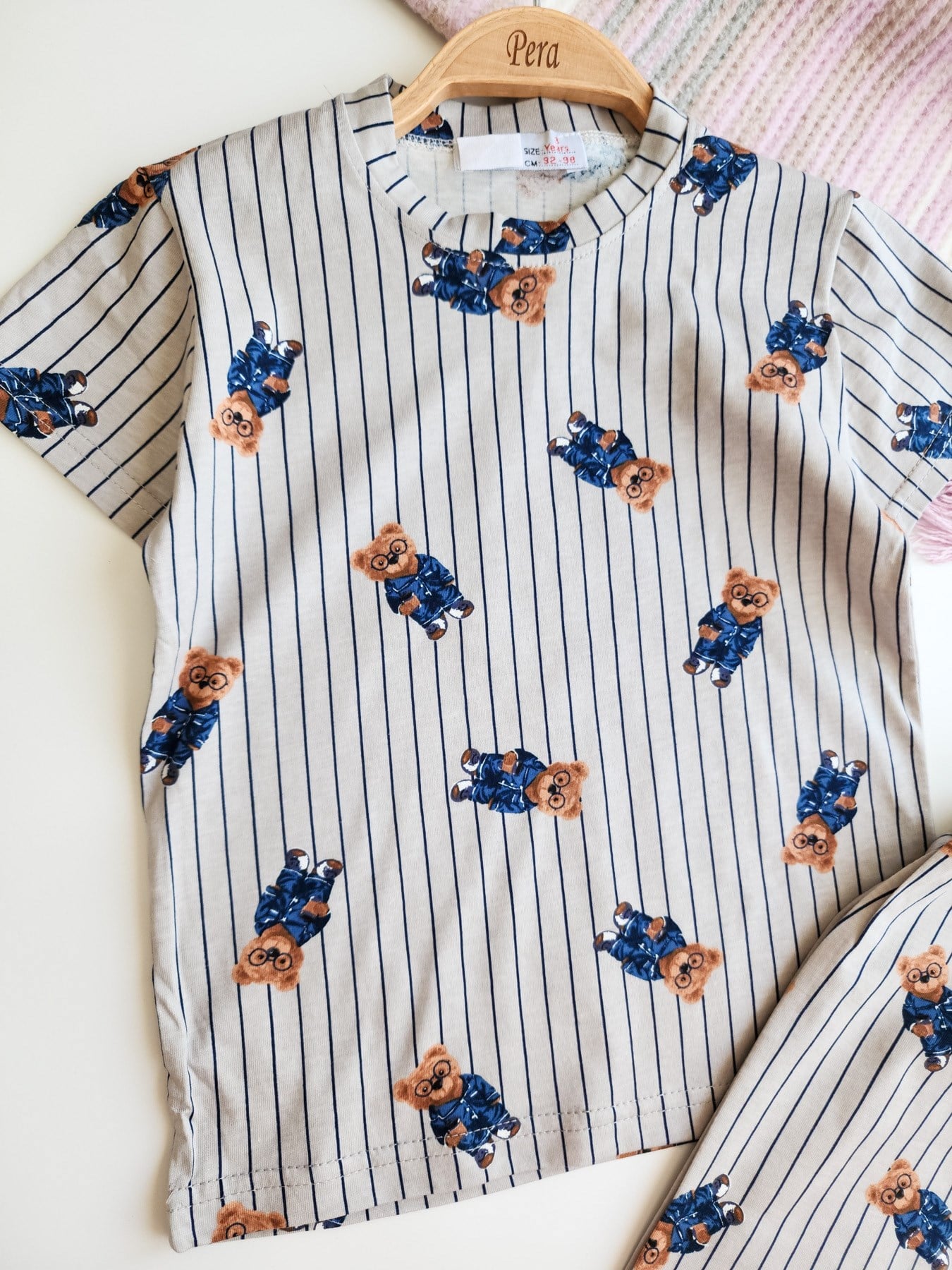 Çizgili Ayı Desenli Şortlu Pijama Takımı