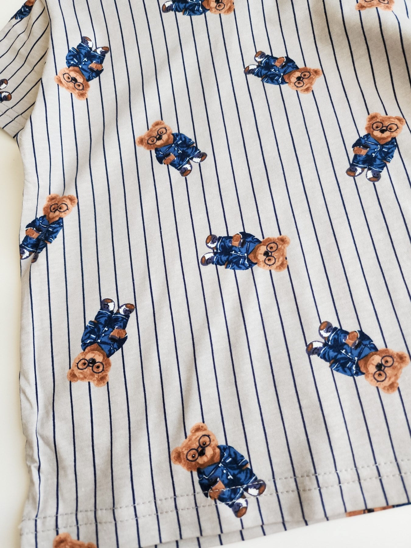 Çizgili Ayı Desenli Şortlu Pijama Takımı