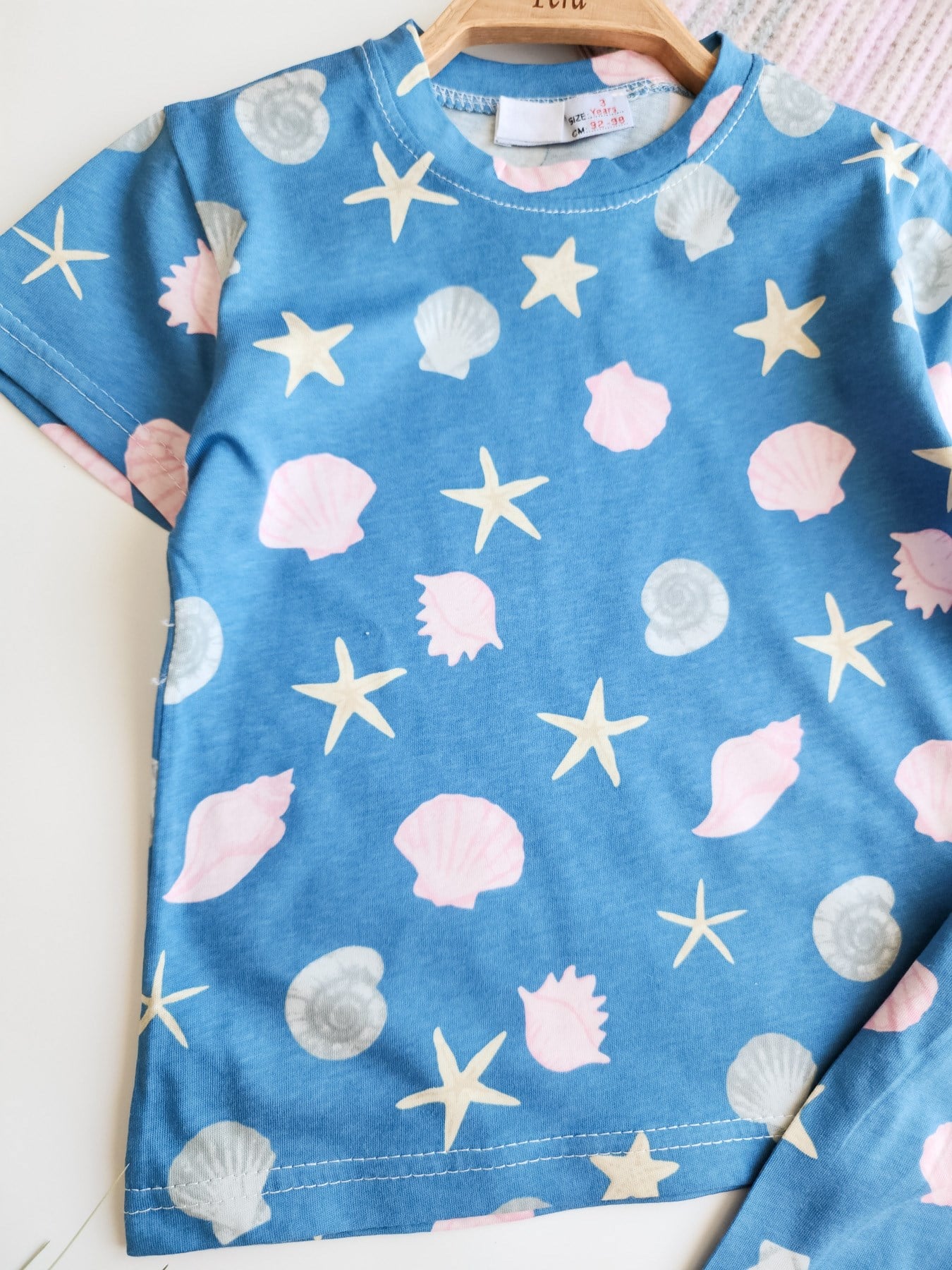 Deniz Kabuğu Desenli Şortlu Pijama Takımı