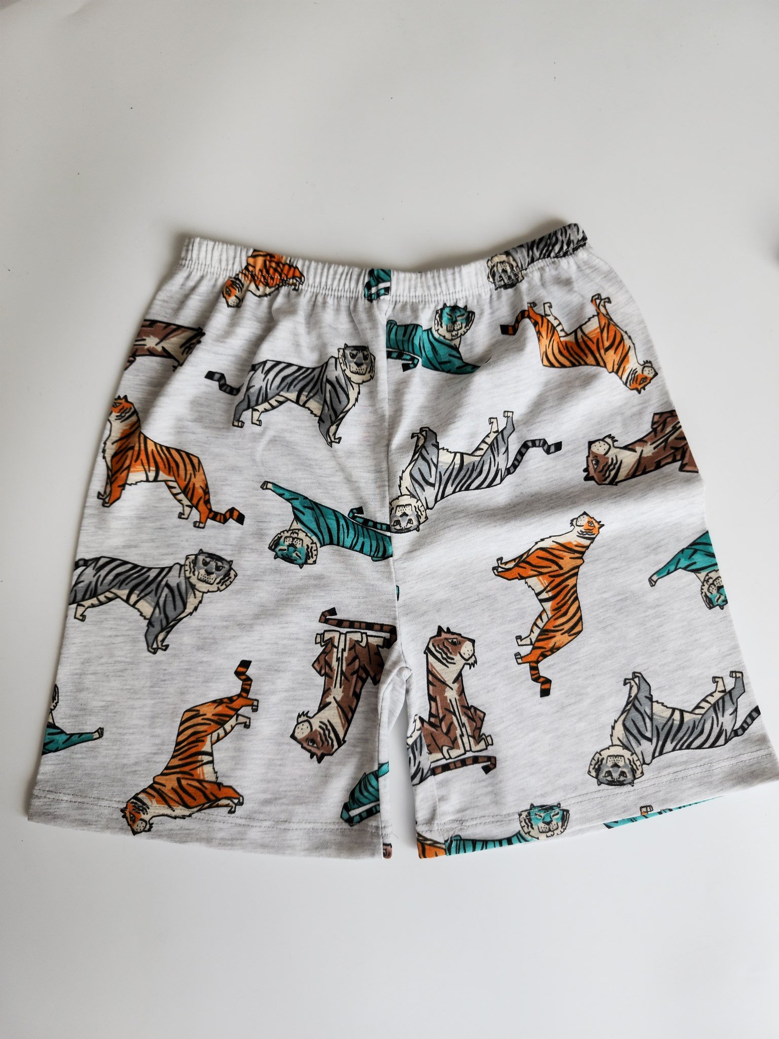 Kaplan Desenli Şortlu Pijama Takımı