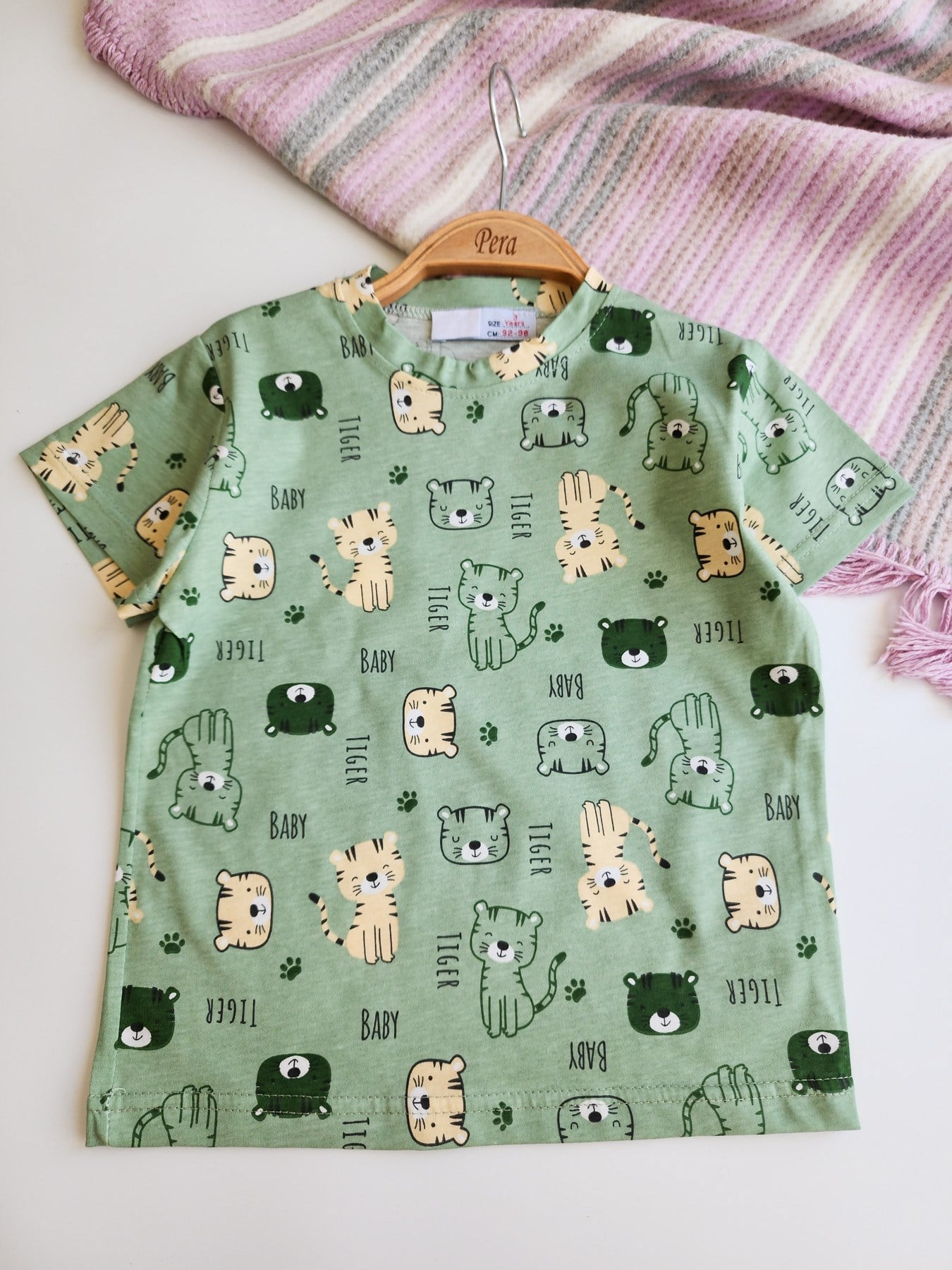 Kaplan Desenli Şortlu Pijama Takımı