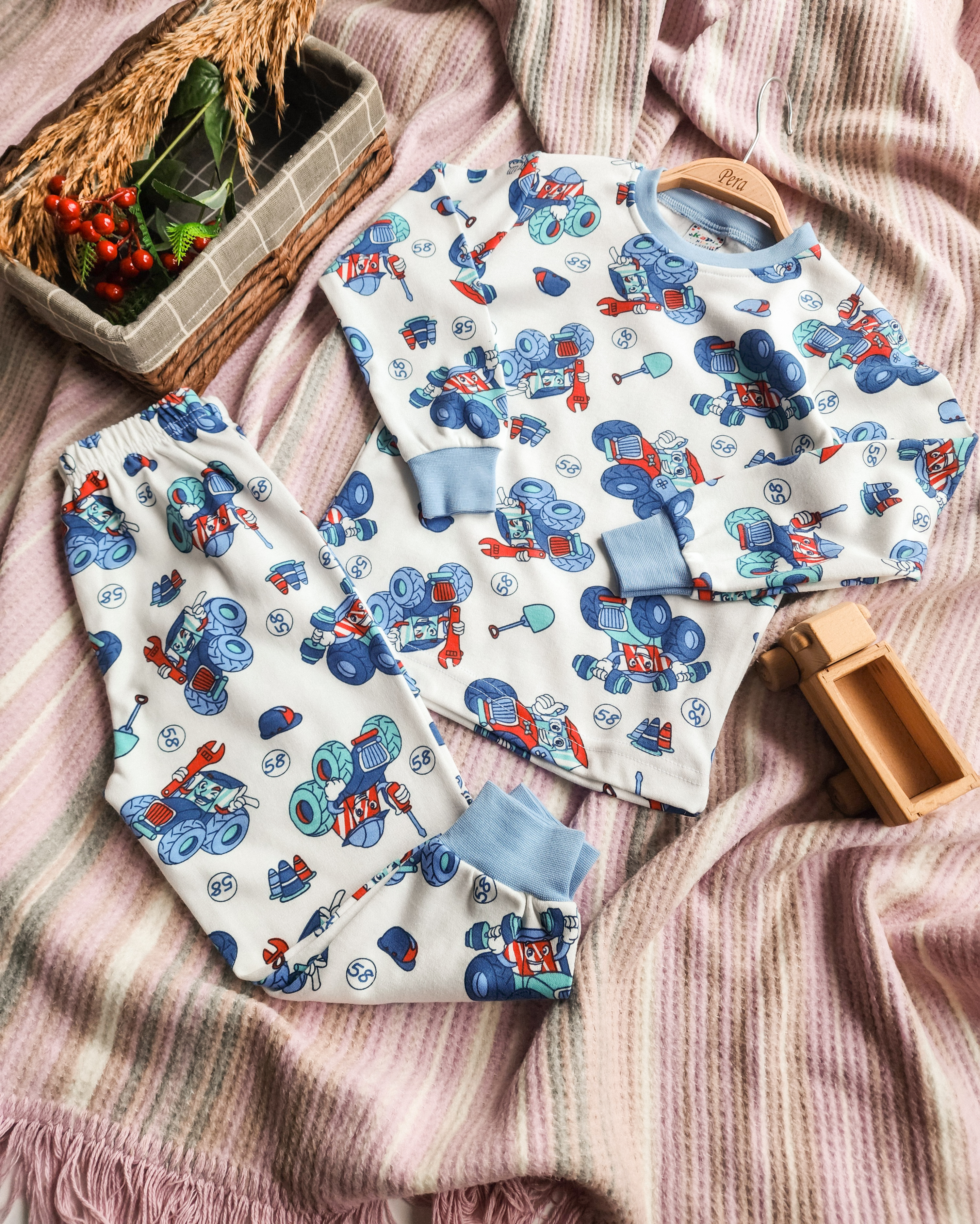 Mavi Traktörlü Polarsız Pijama Takımı