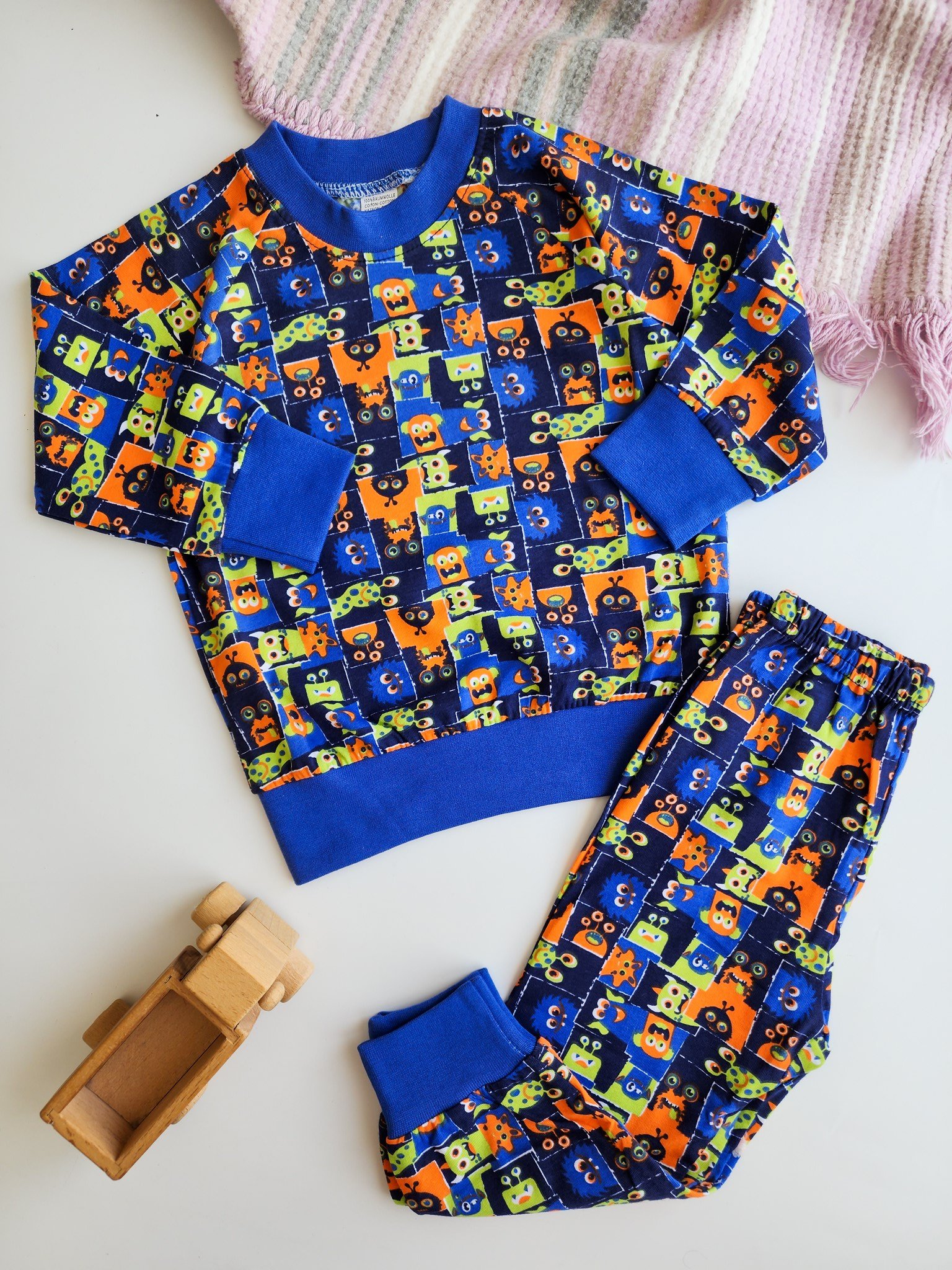 Monster Desenli Mevsimlik Pijama Takımı