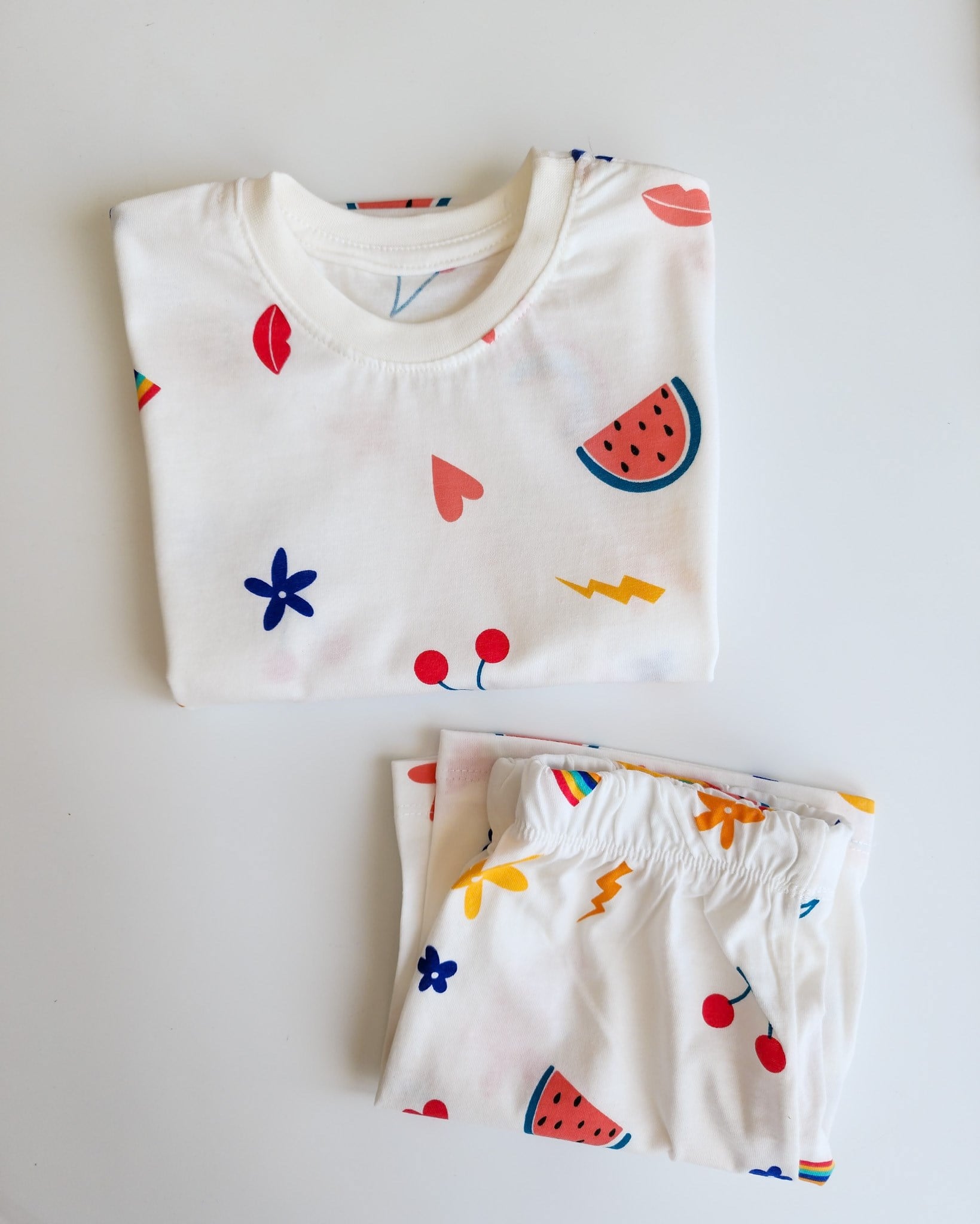 Şortlu Karpuz Desenli Pijama Takımı
