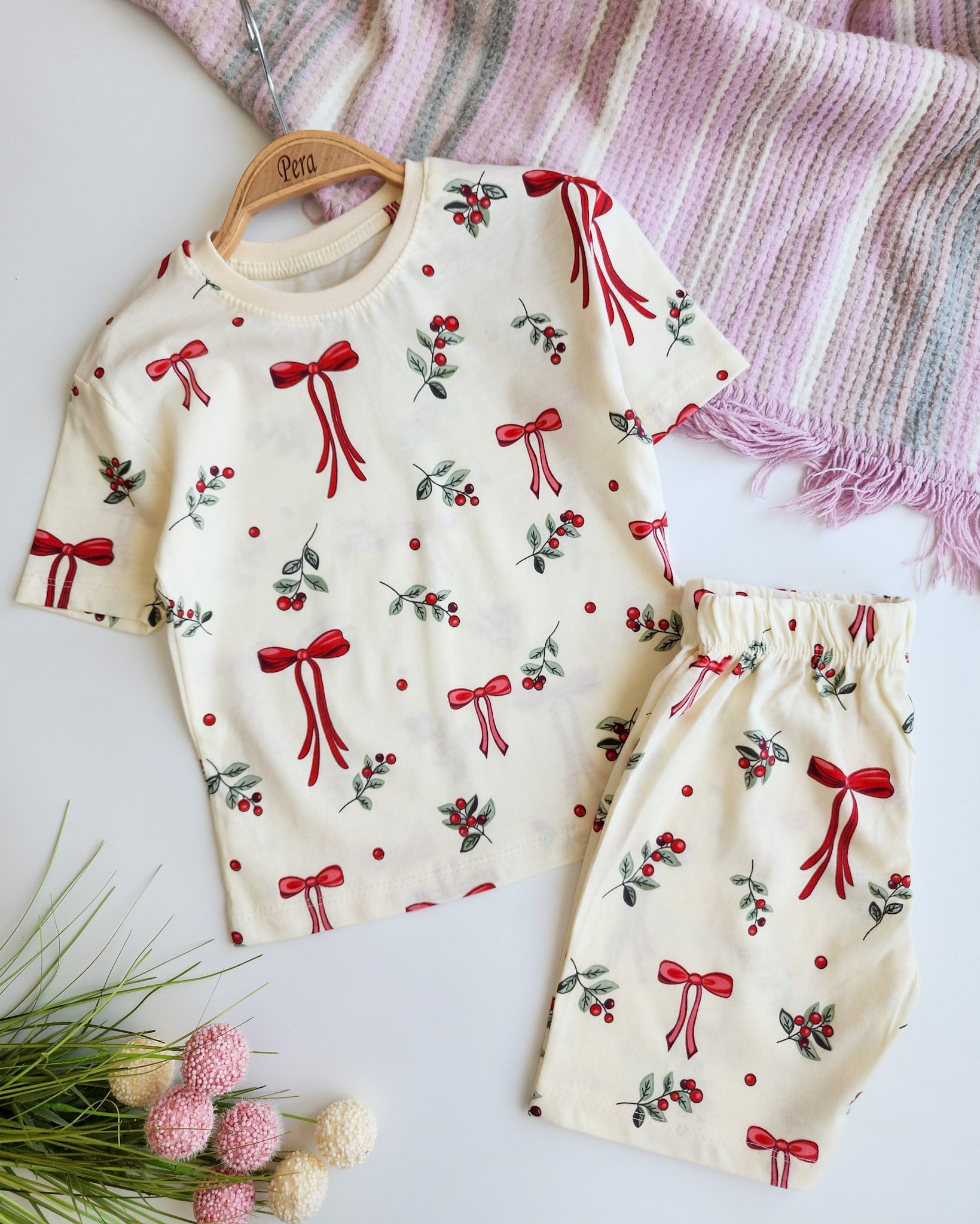 Şortlu Kurdele Desenli Pijama Takımı