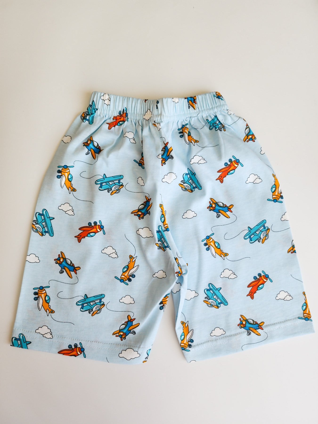Uçak Desenli Şortlu Pijama Takımı