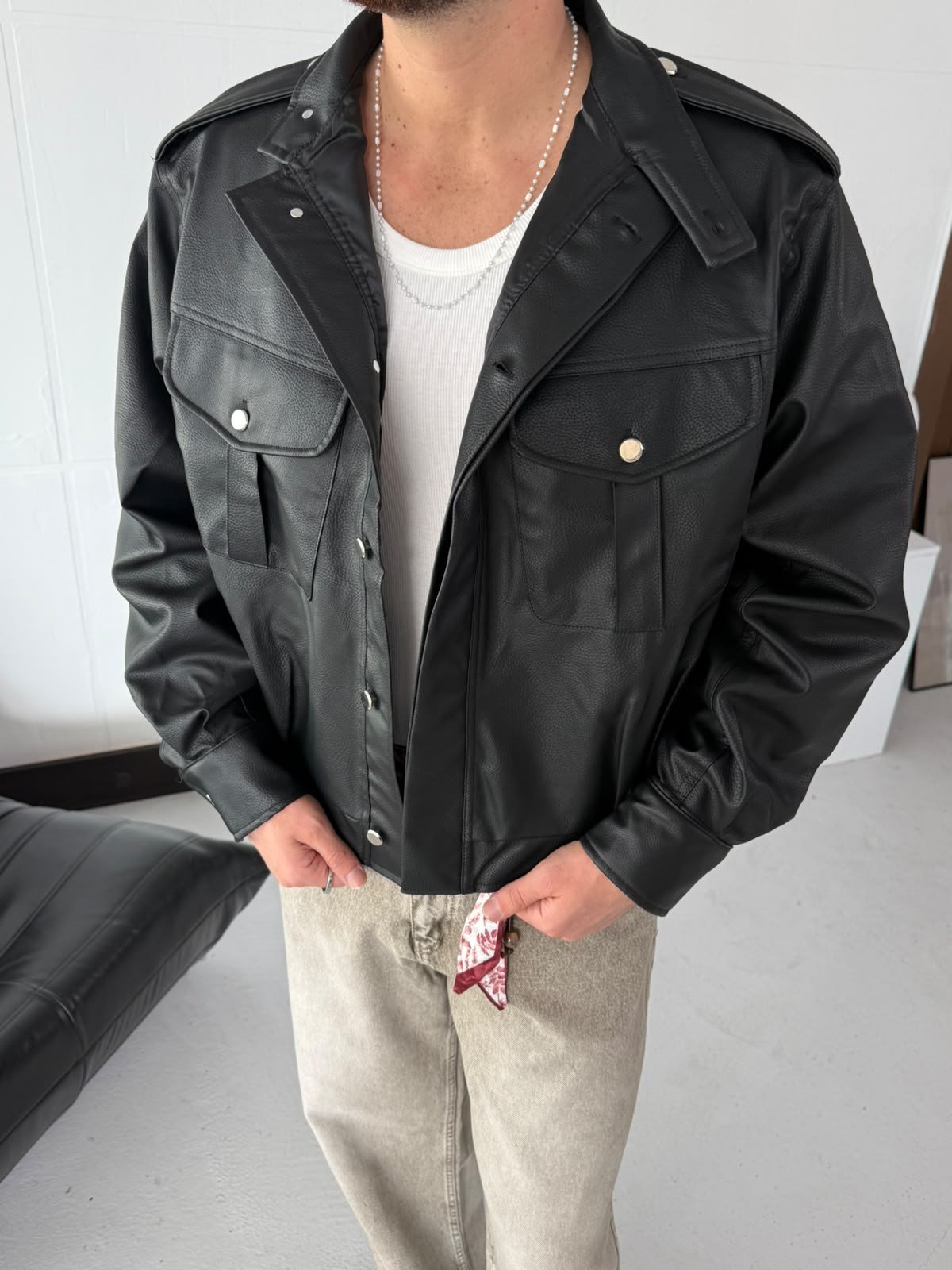 Siyah Crop Fit Çift Cep Ceket