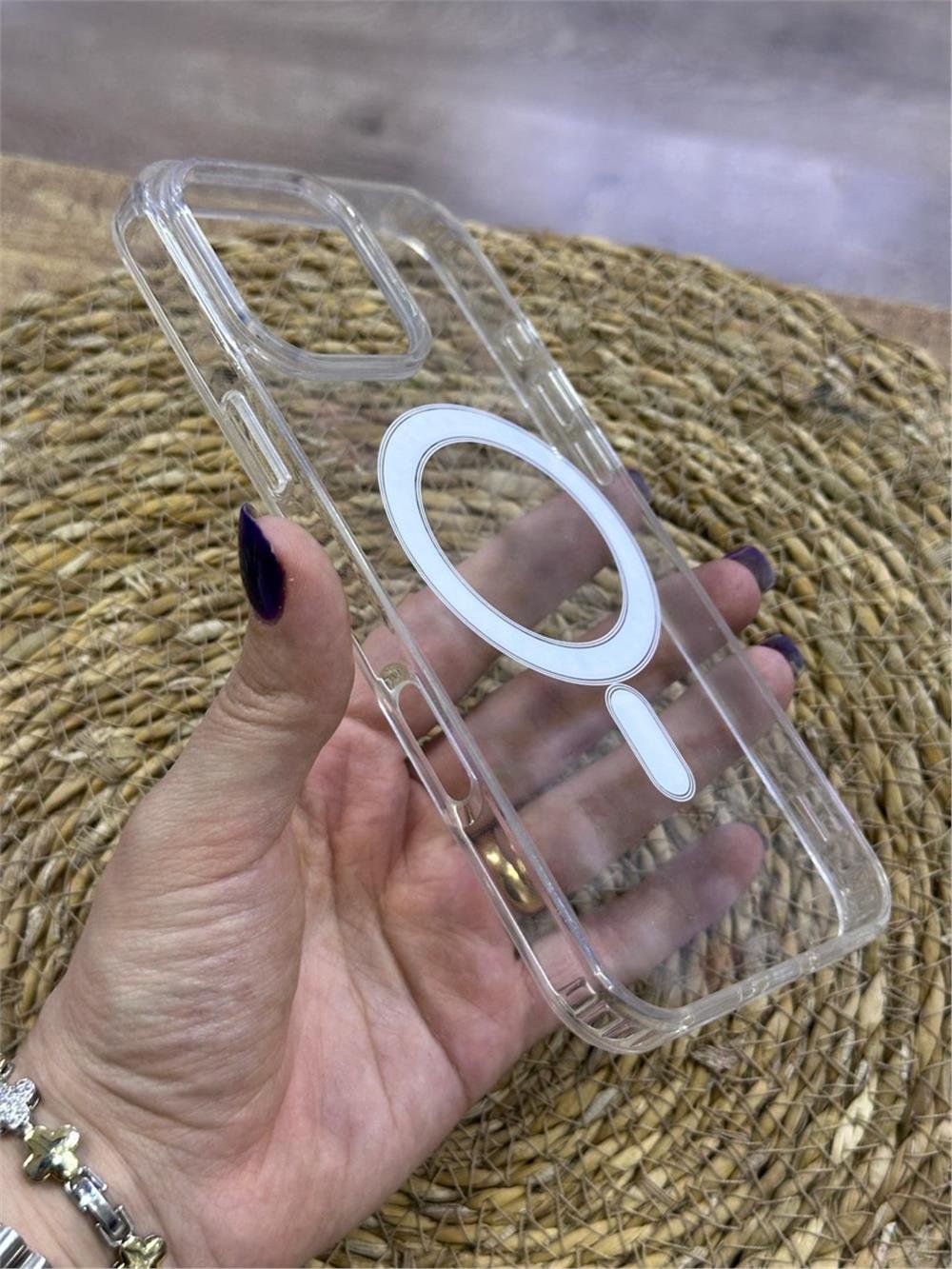 iPhone 16 Pro Max Kılıf - MagSafe Şarj