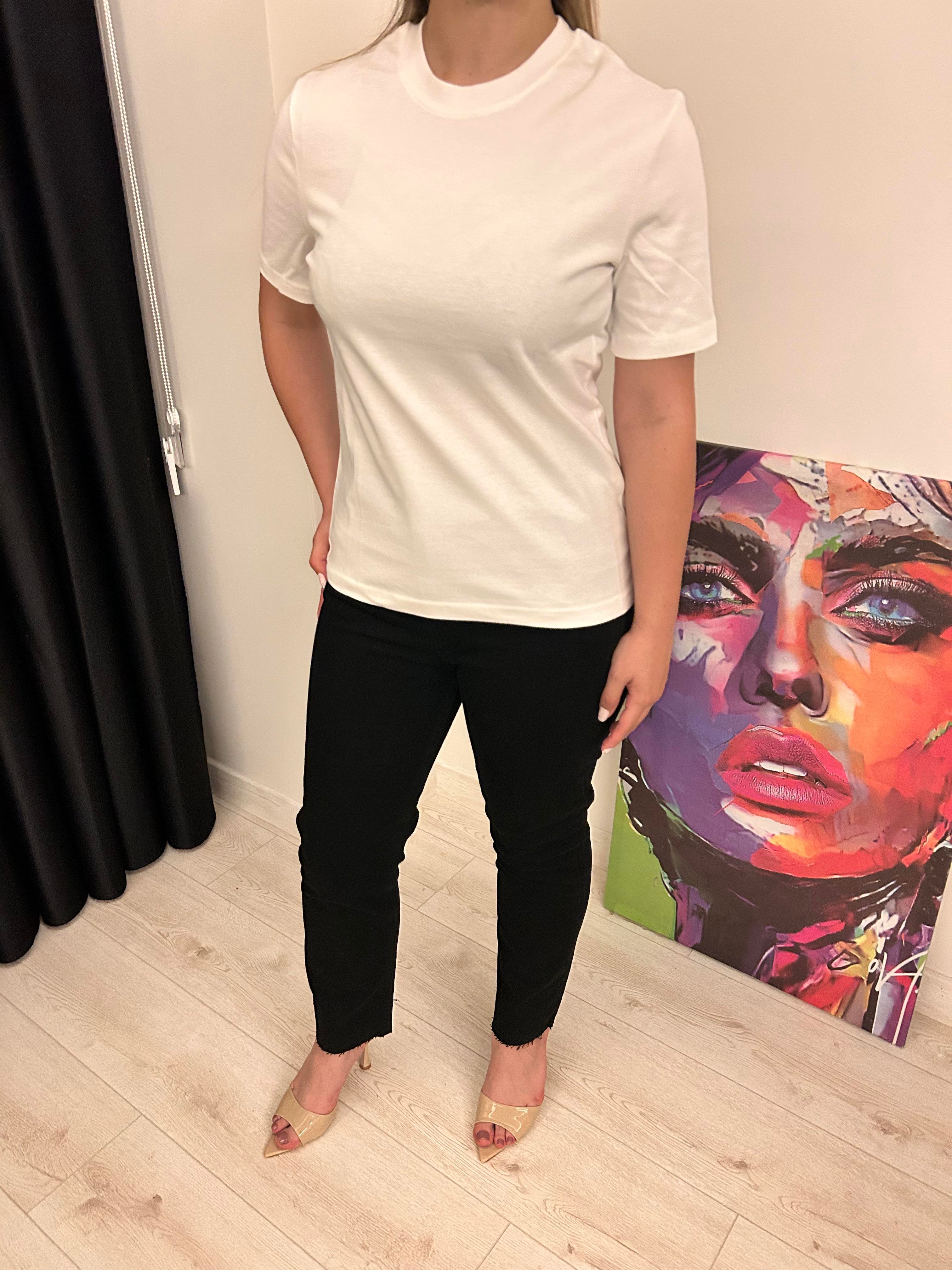 MD Model Pamuklu bisiklet Yaka Basic Tişört Beyaz