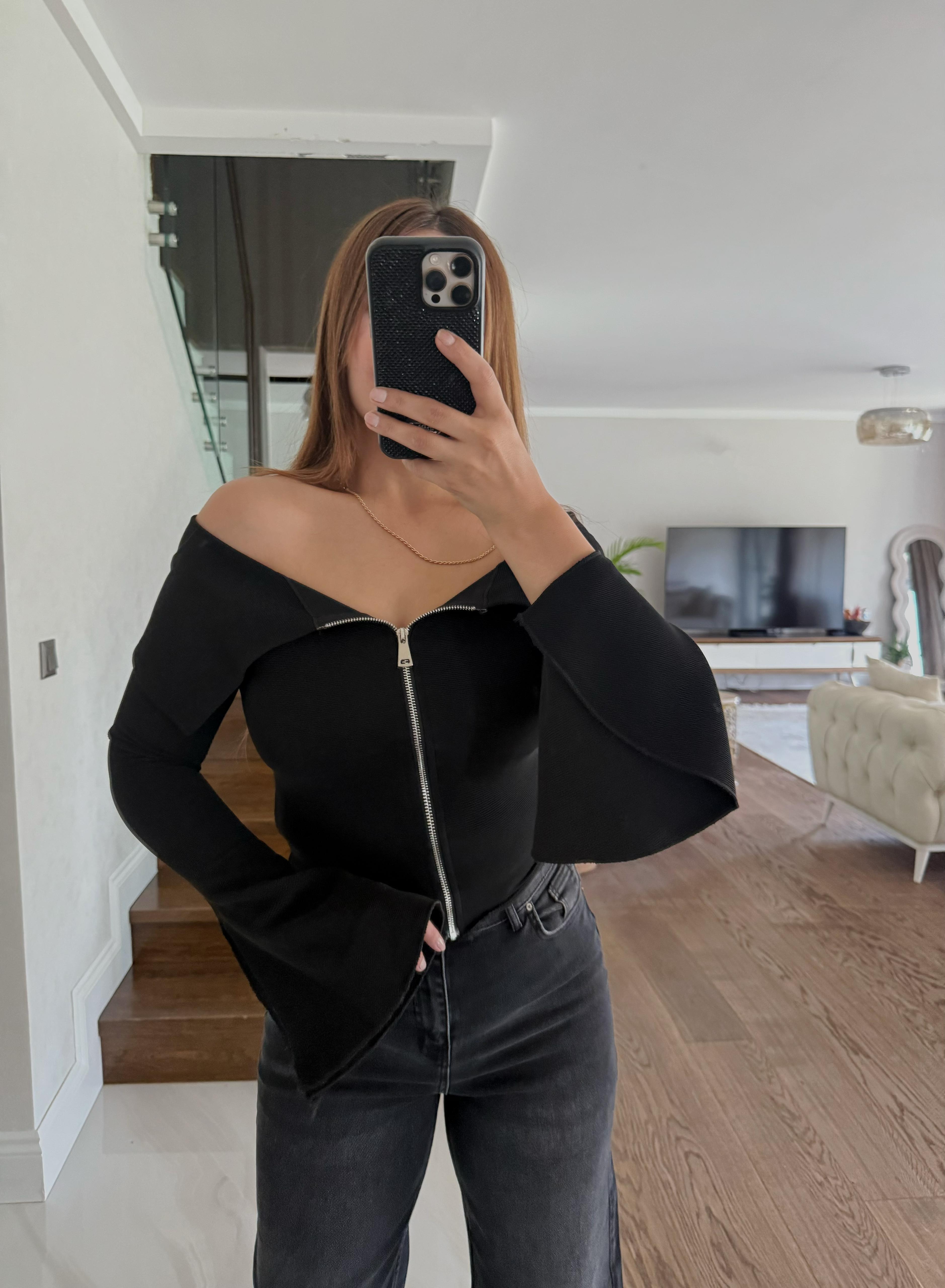 FERMUARLI FİL YAKA