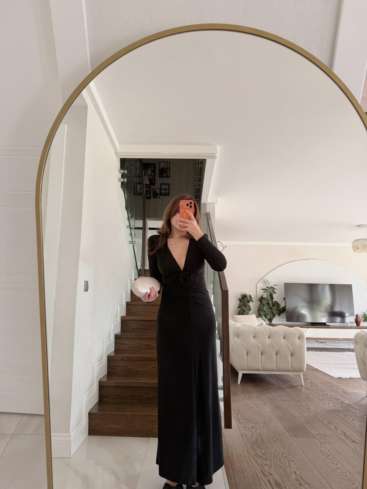 GÜL DETAYLI ELBİSE