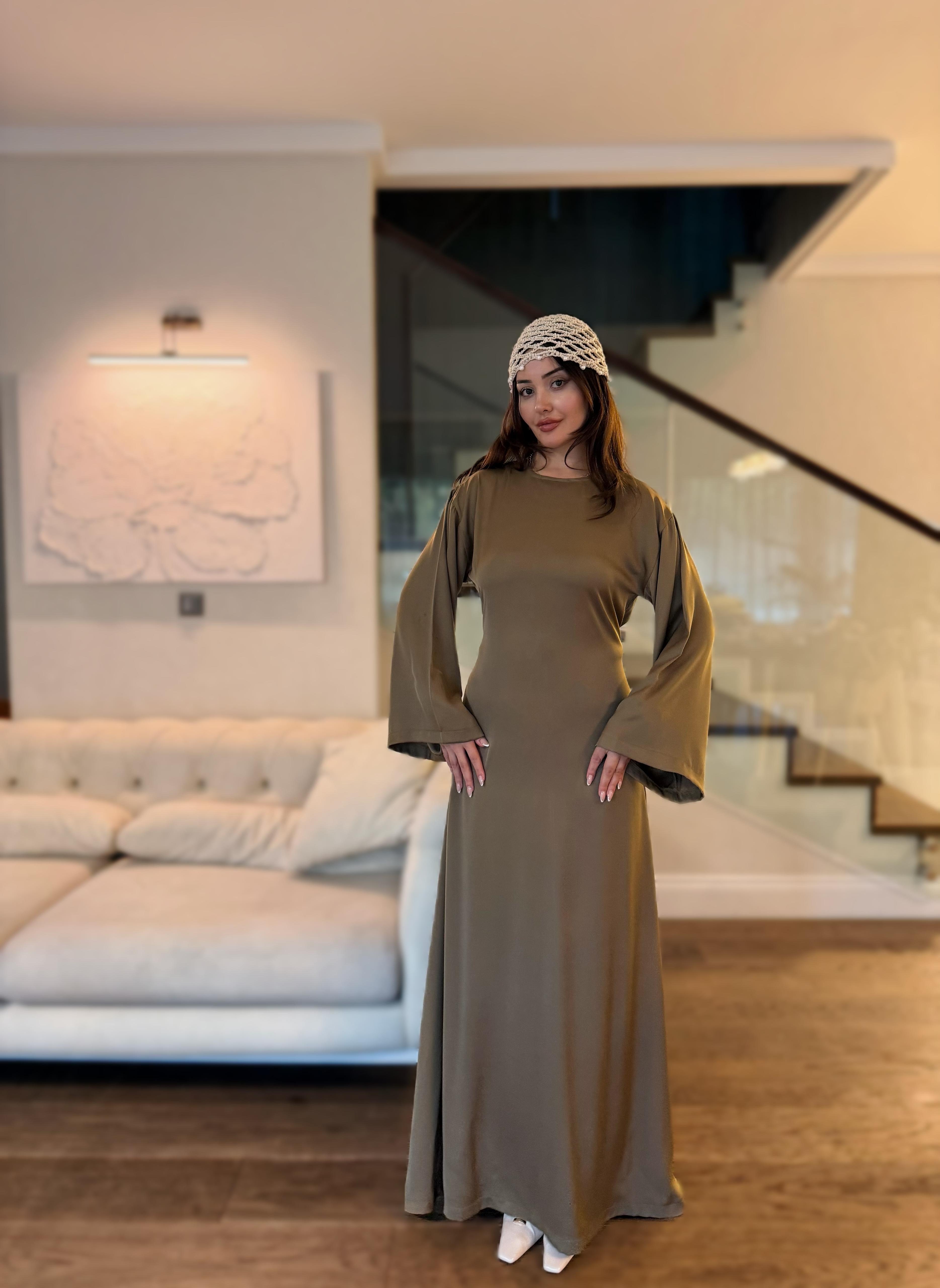 SATEN KUŞAKLI ELBİSE