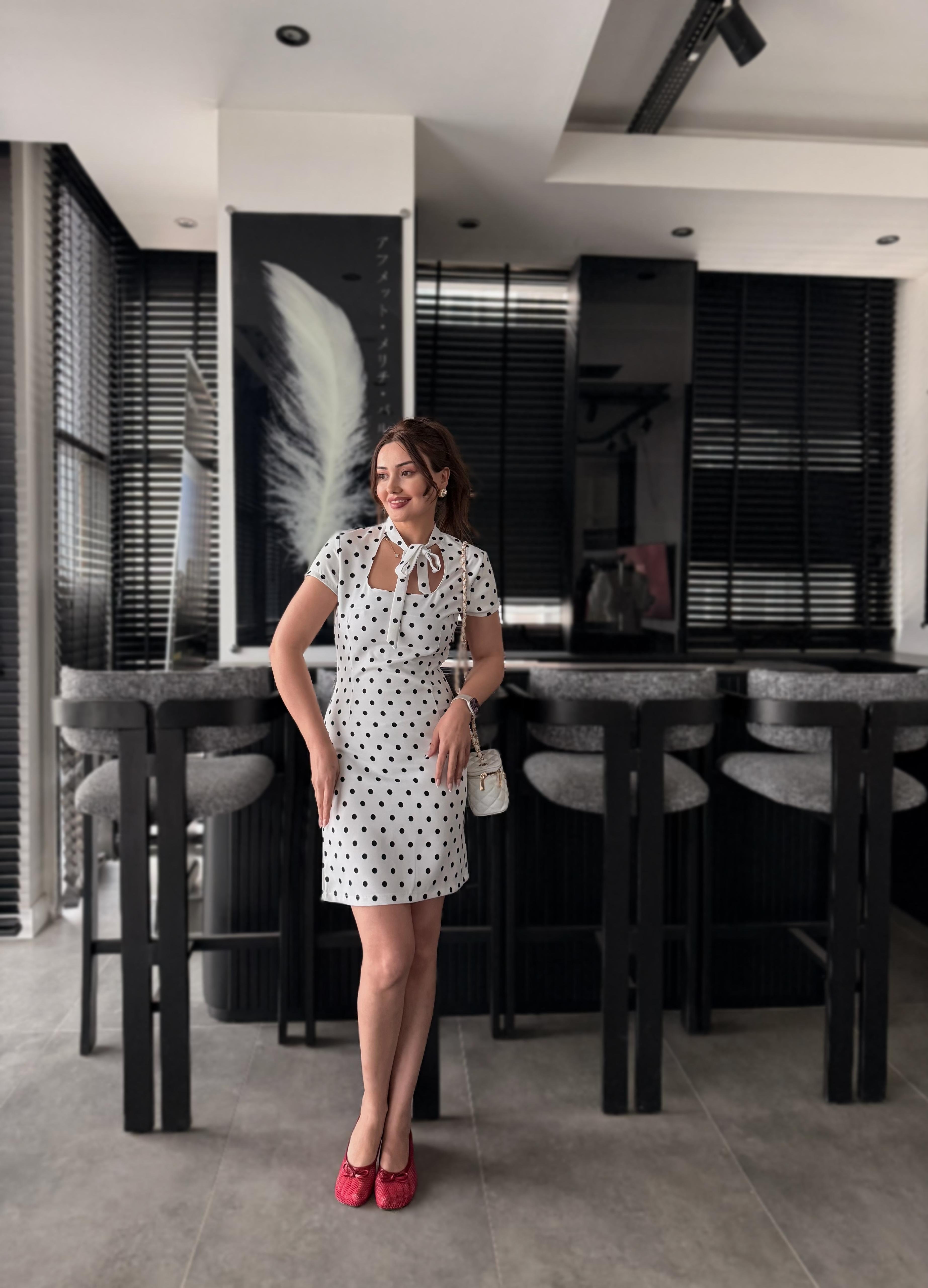 ZARA MODEL BAĞLAMALI ELBİSE