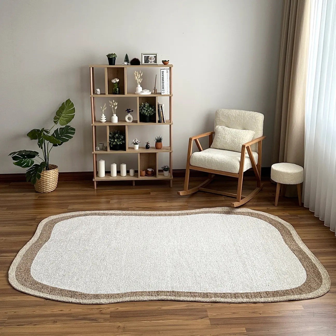 Moretti AmorfBej Krem Organik Kesim Amorf Halı – Modern Salon ve Oturma Odası Halısı